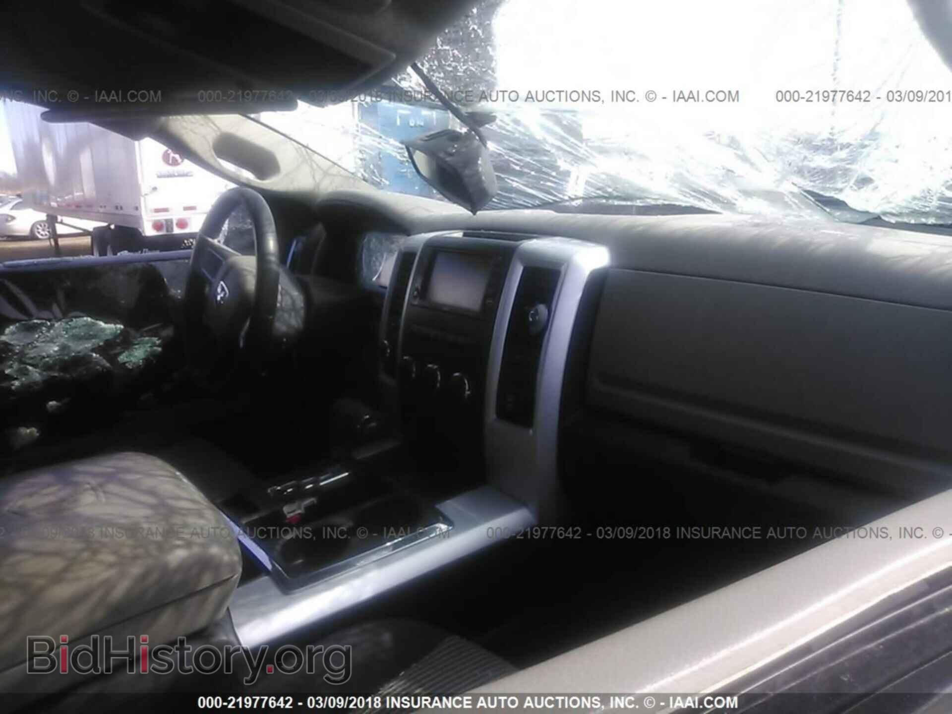 2011 Dodge Ram 1500 - VIN: 1D7RV1CT9BS644355 - Фото 5