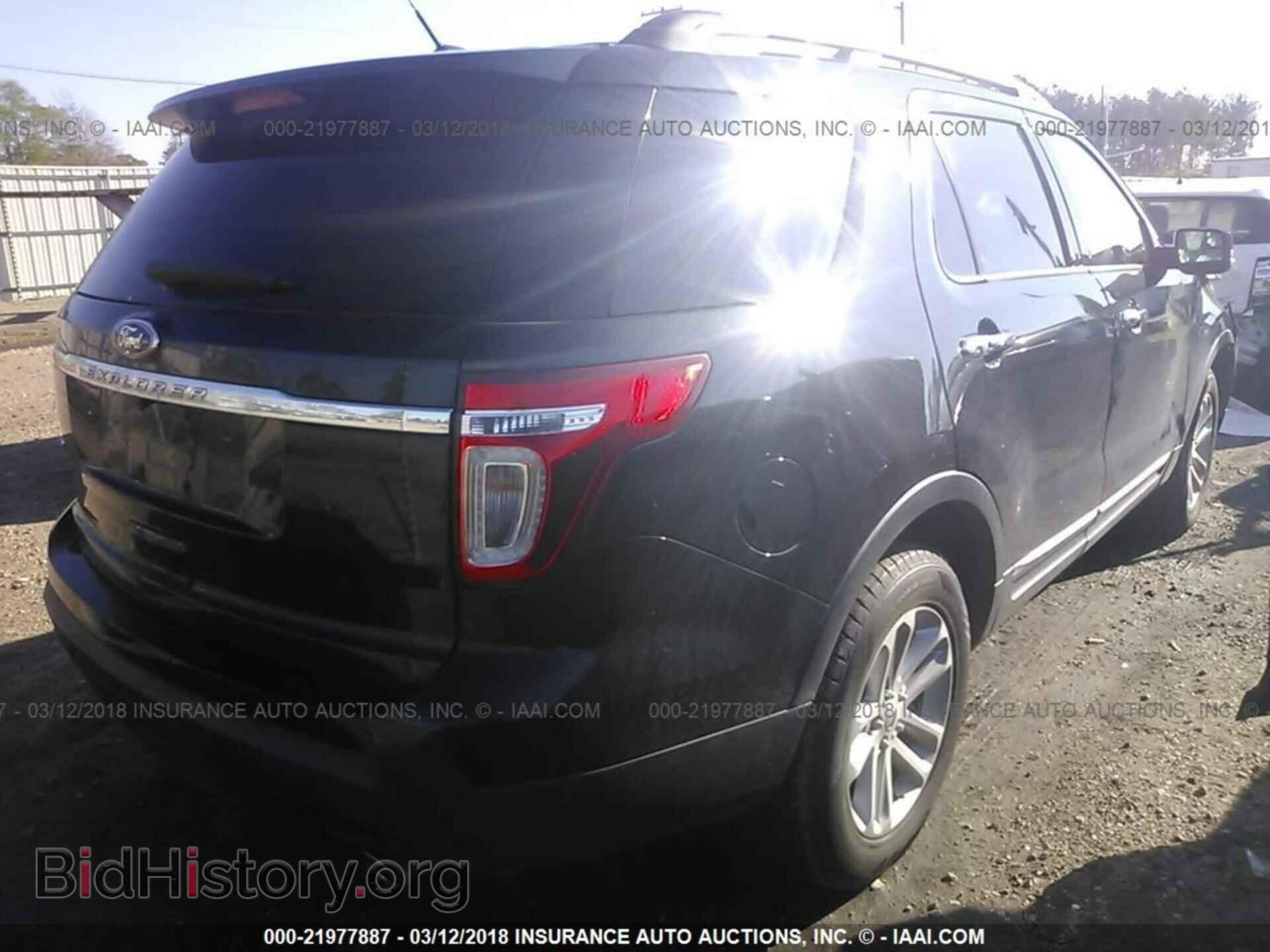 2012 Ford Explorer - VIN: 1FMHK7D83CGA61484 - Фото 4