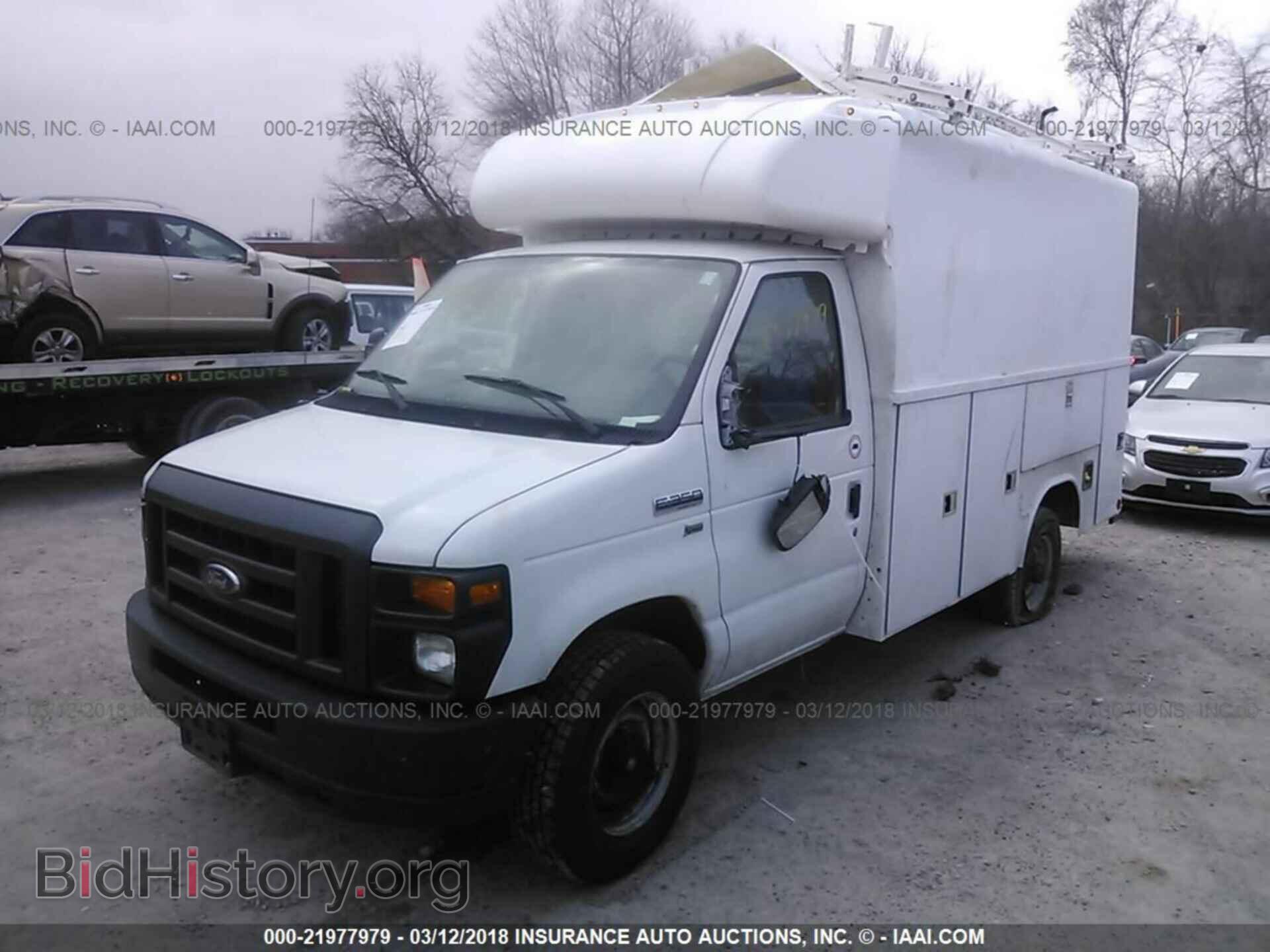 2012 Ford Econoline - VIN: 1FDSE3FL3CDB10580 - Photo 2