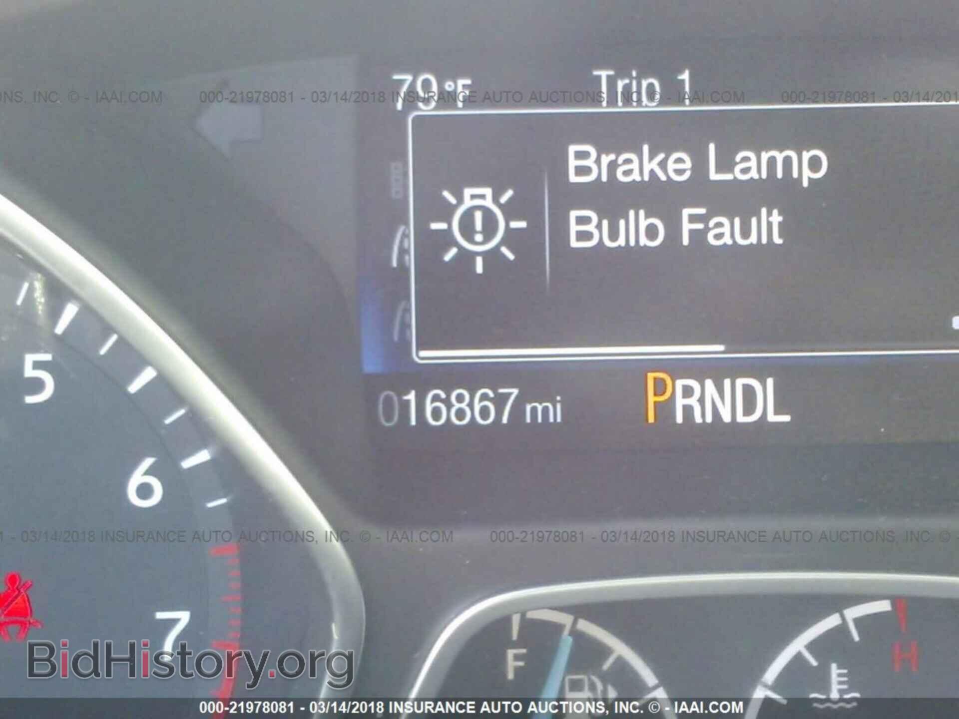 2016 Ford Focus - VIN: 1FADP3F21GL383386 - Photo 7