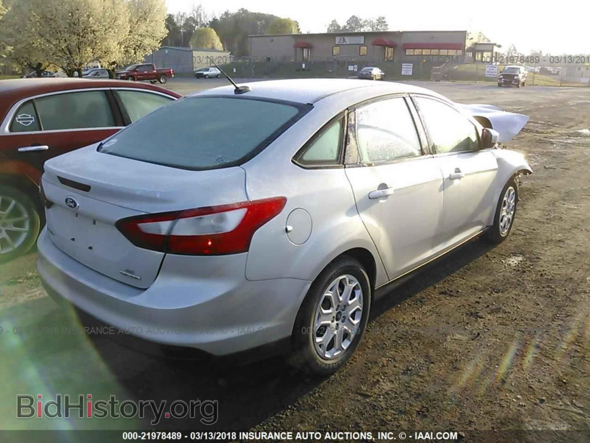 2012 Ford Focus - VIN: 1FAHP3F28CL458158 - Фото 4