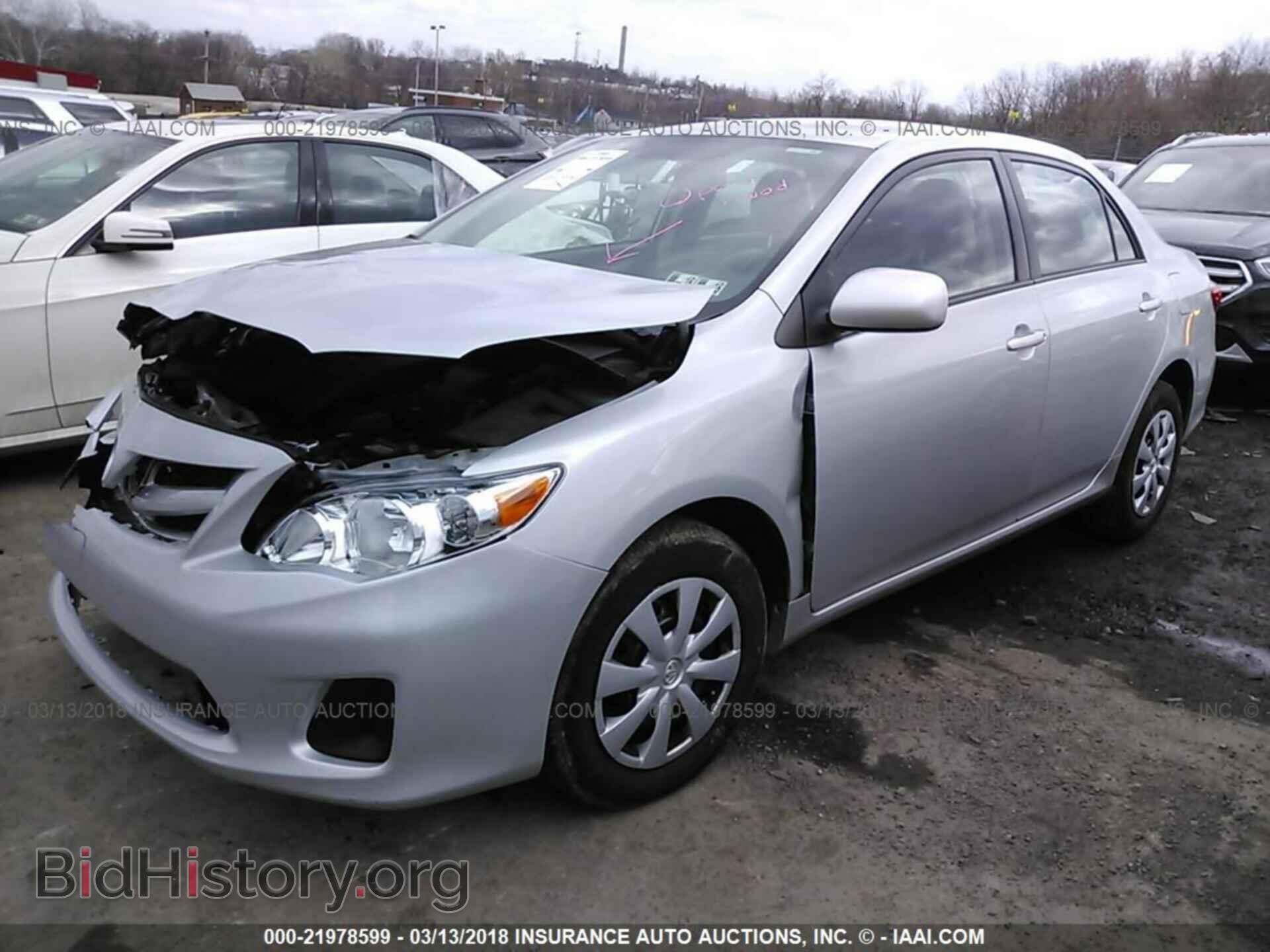 2011 Toyota Corolla - VIN: 2T1BU4EE3BC743723 - Photo 2