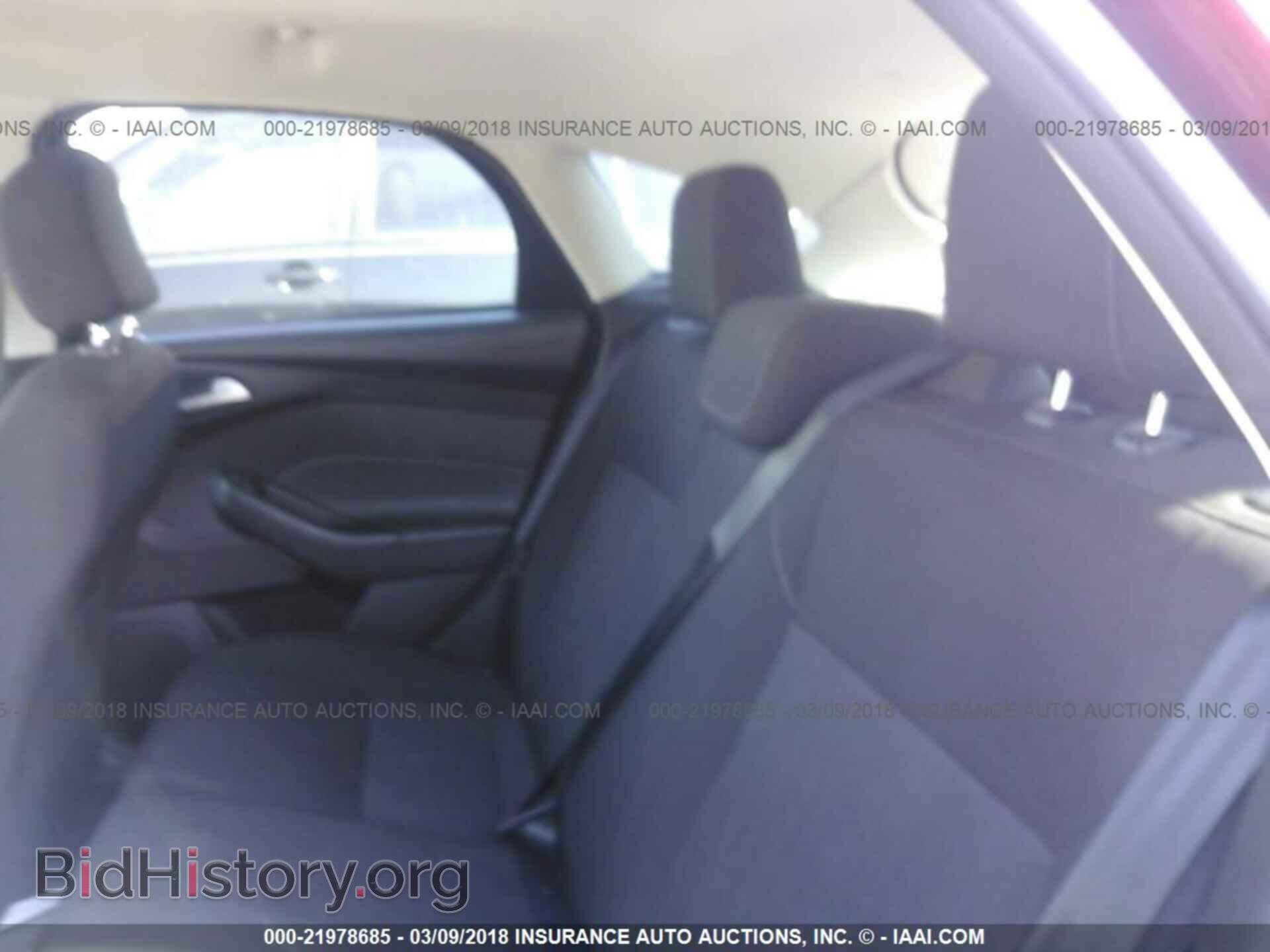 2015 Ford Focus - VIN: 1FADP3K29FL230808 - Photo 8