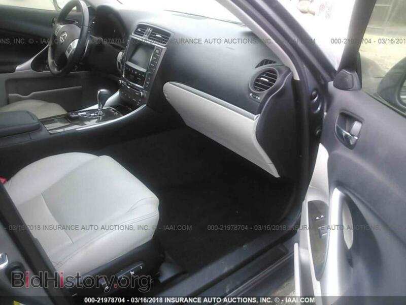 2012 Lexus IS (VIN JTHCF5C27C5055699) — фото 5 из 10