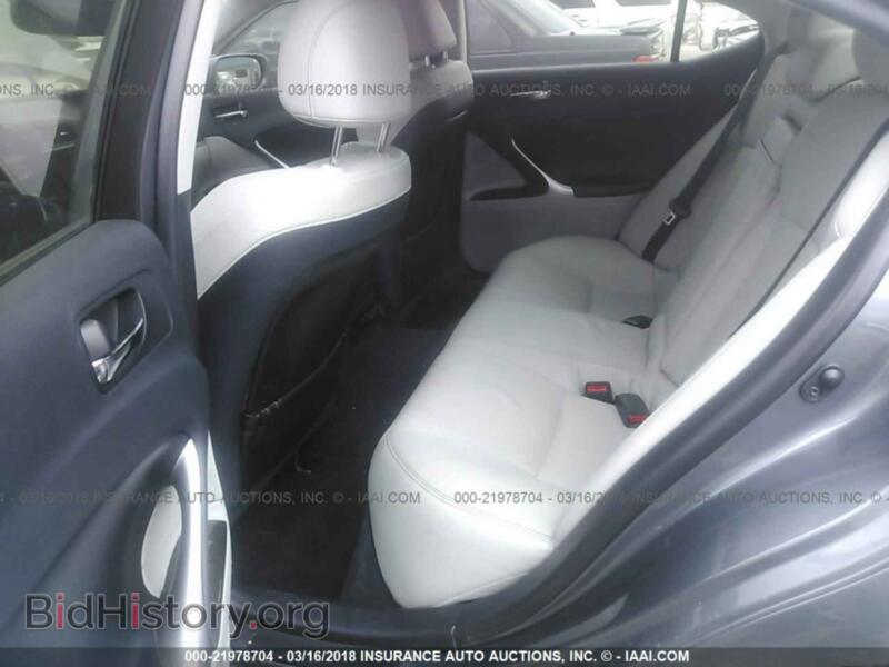 2012 Lexus IS (VIN JTHCF5C27C5055699) — фото 8 из 10