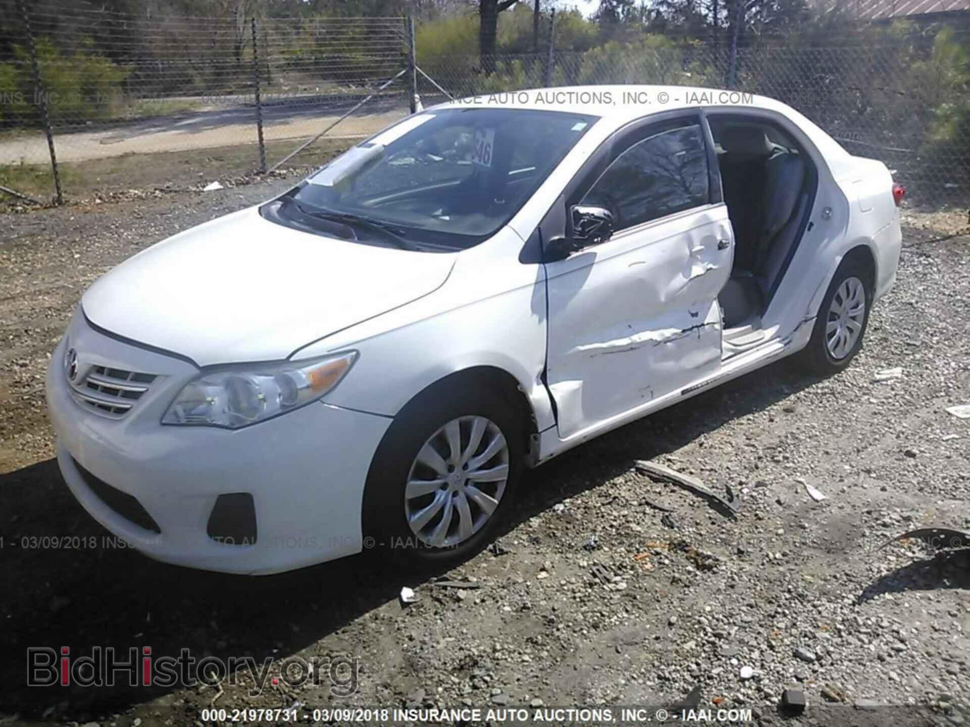 2013 Toyota Corolla - VIN: 5YFBU4EEXDP074479 - Фото 2