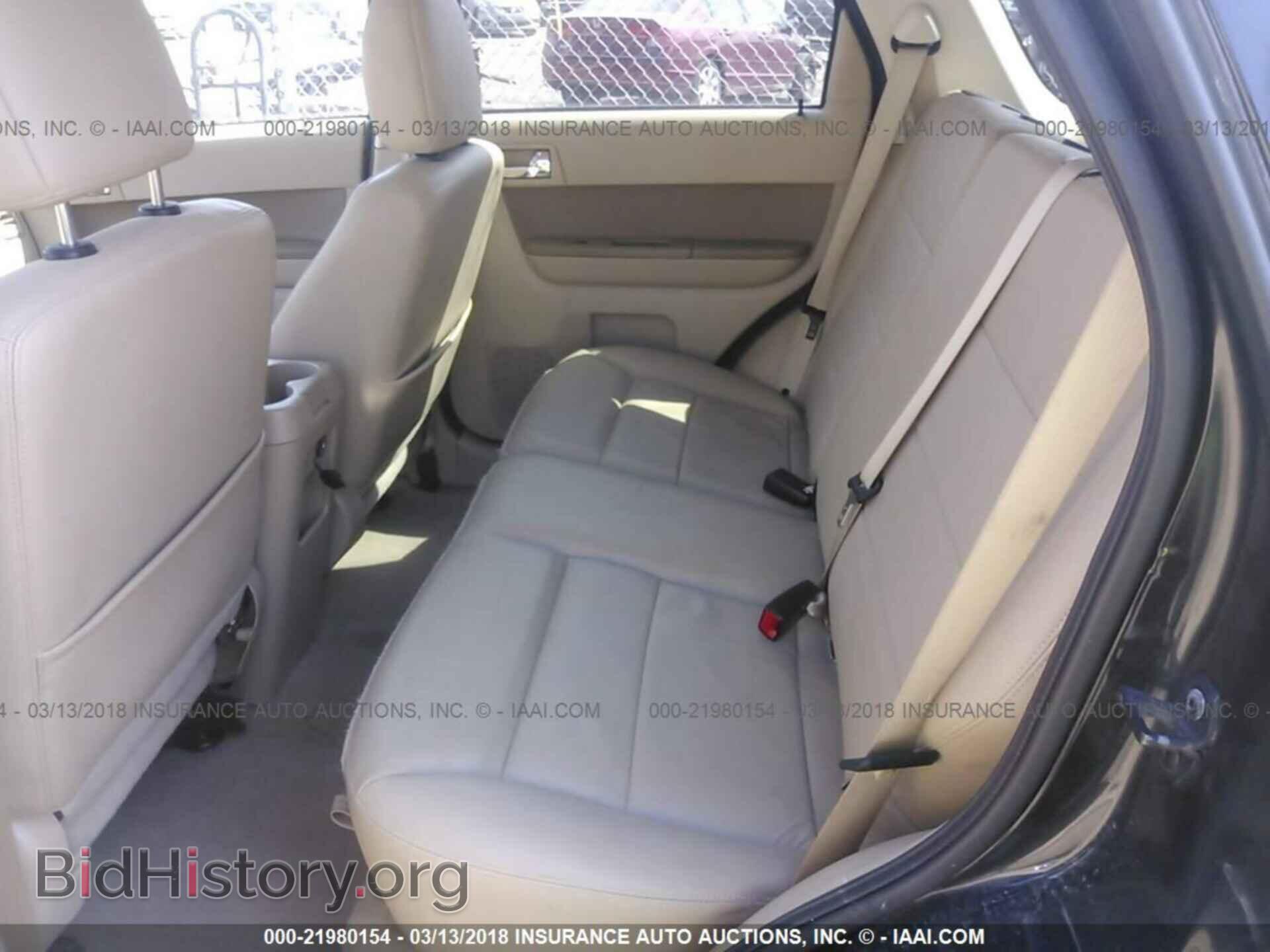 2011 Ford Escape - VIN: 1FMCU0E70BKC36416 - Фото 8