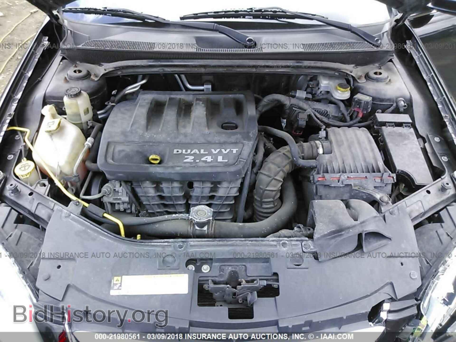 2012 Chrysler 200 - VIN: 1C3CCBBBXCN113724 - Фото 10