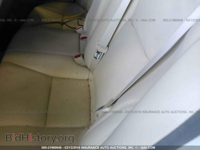 2012 Lexus LS (VIN JTHCL5EF2C5012560) — photo 8 of 10