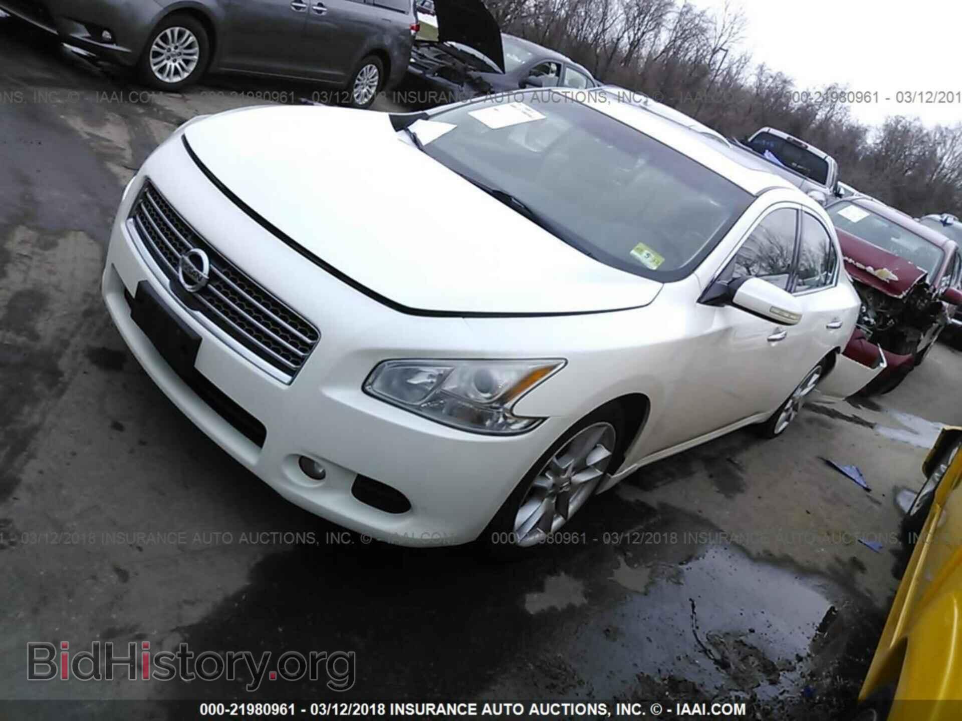 2011 Nissan Maxima - VIN: 1N4AA5AP3BC807887 - Фото 2