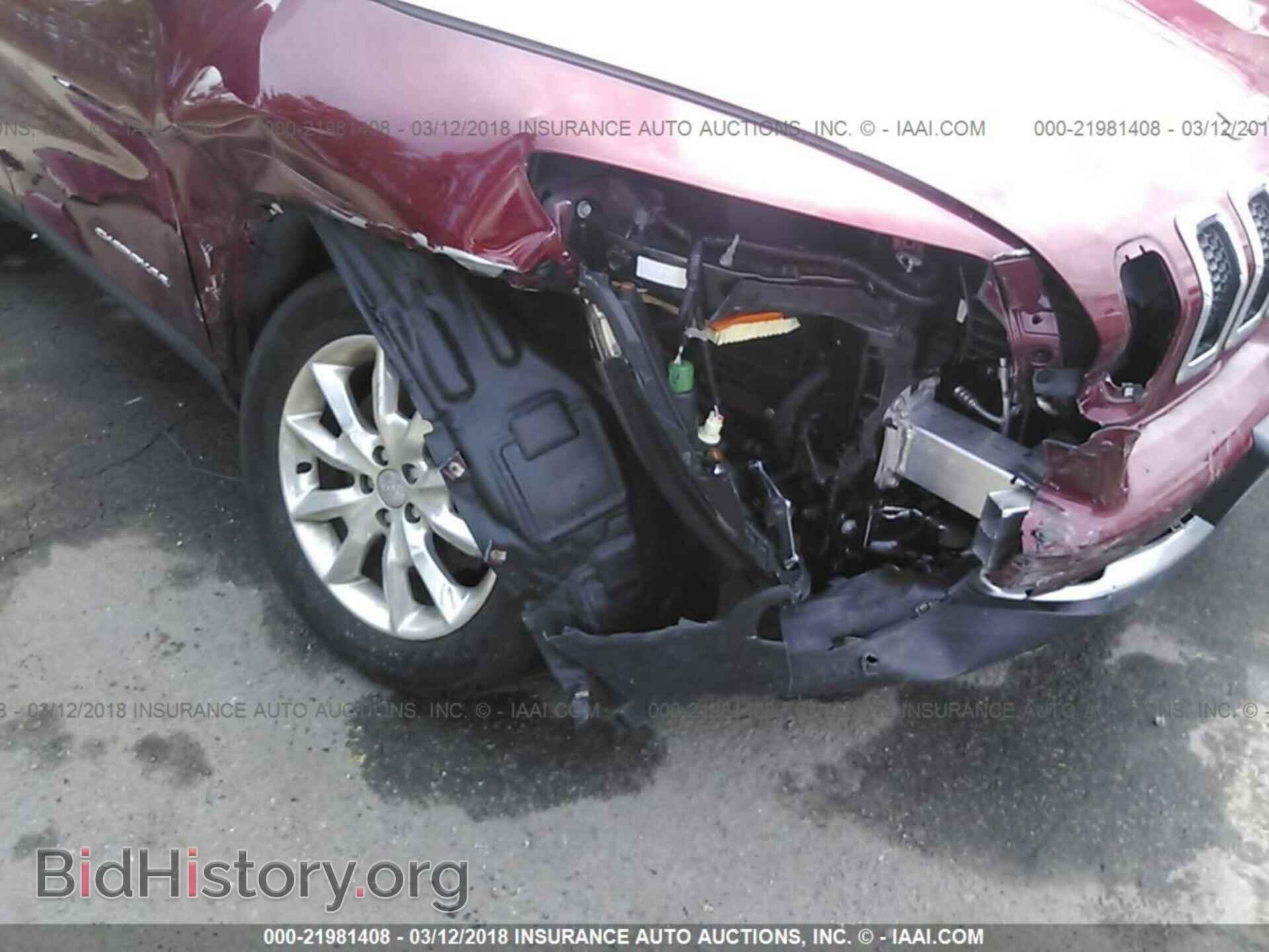 2015 Jeep Cherokee - VIN: 1C4PJMDS9FW698371 - Photo 6