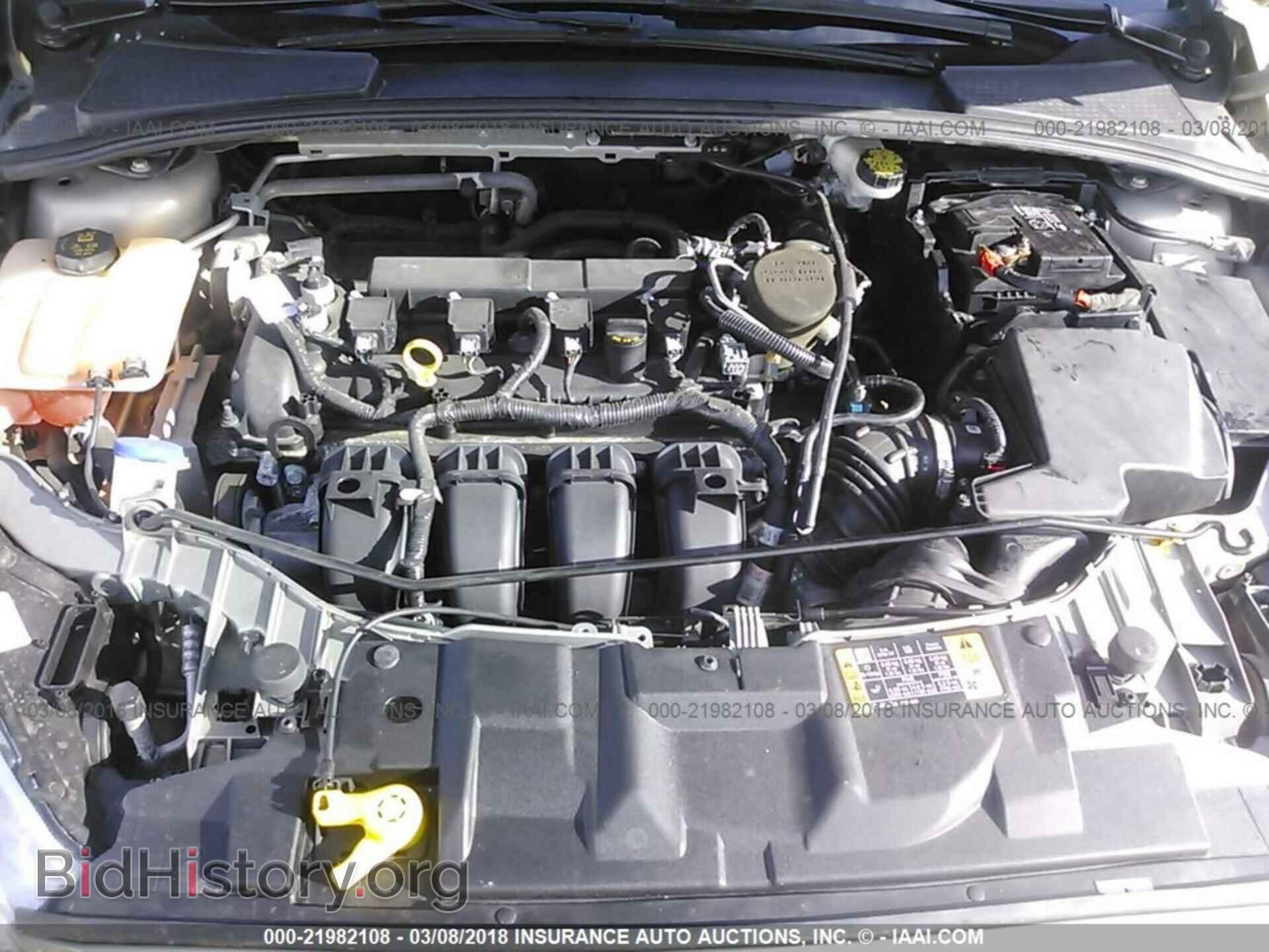 2016 Ford Focus - VIN: 1FADP3F26GL294607 - Photo 10