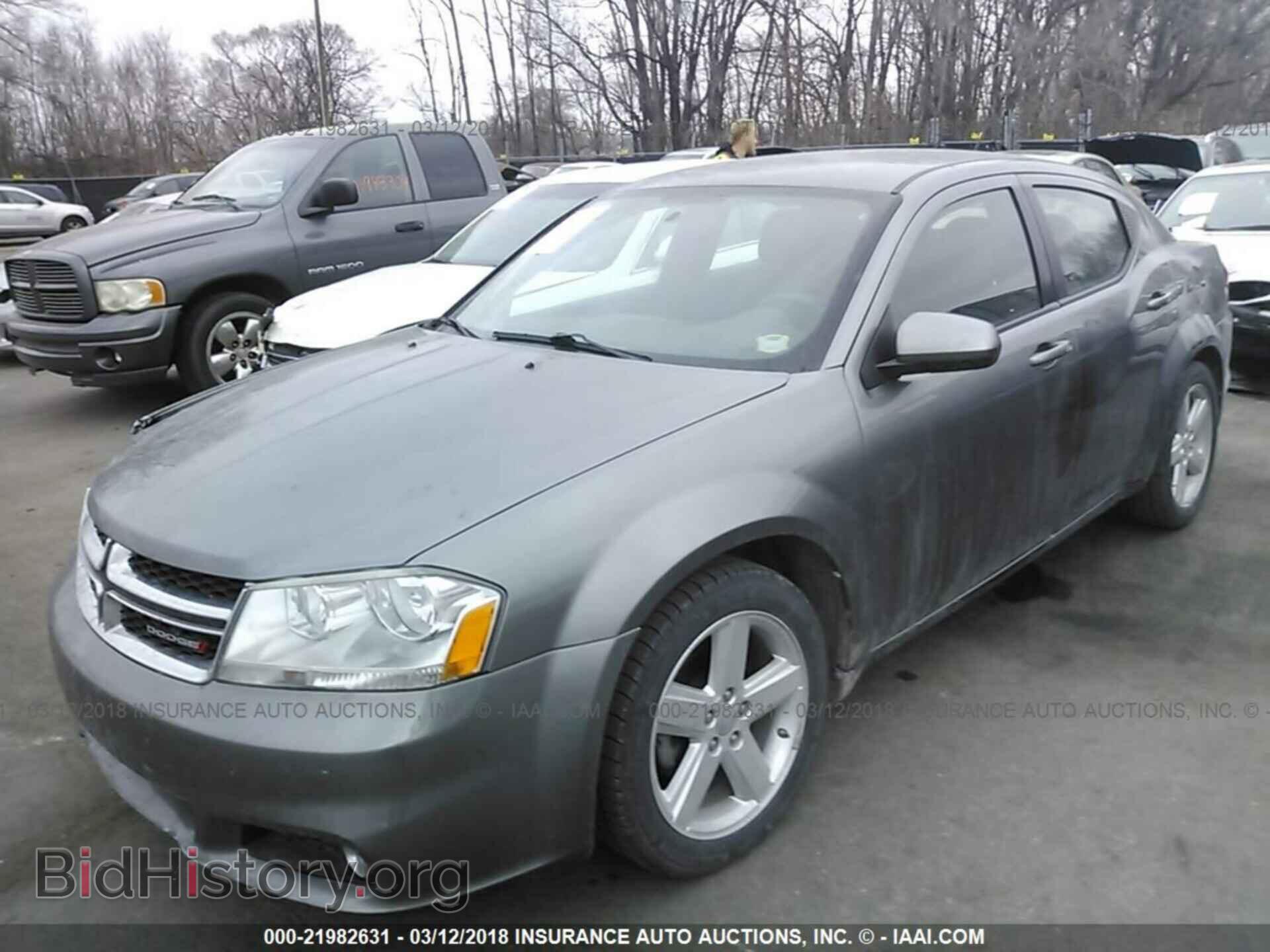 2013 Dodge Avenger - VIN: 1C3CDZCB5DN708079 - Photo 2