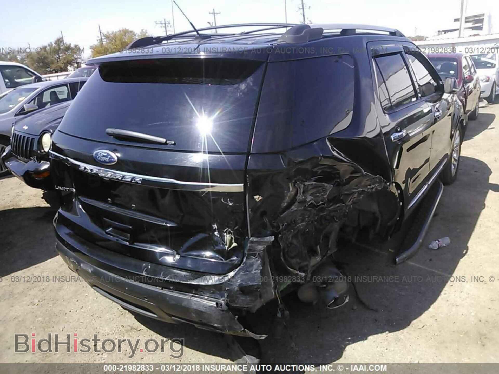 2012 Ford Explorer - VIN: 1FMHK7F81CGA40436 - Photo 4