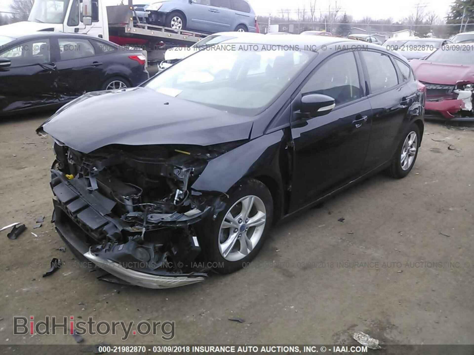 2012 Ford Focus - VIN: 1FAHP3K29CL366207 - Photo 2