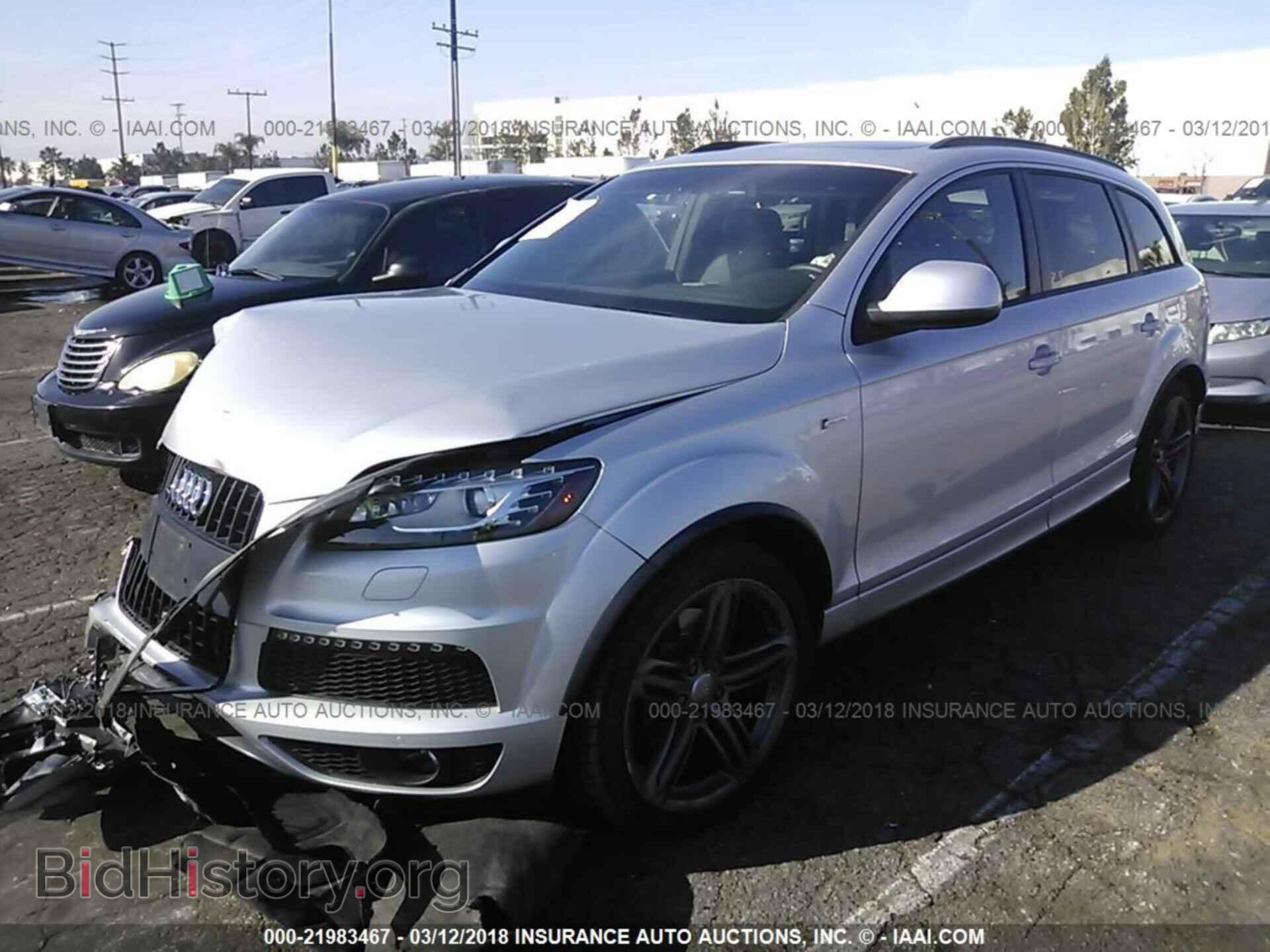2015 Audi Q7 - VIN: WA1DGAFE9FD021768 - Фото 2