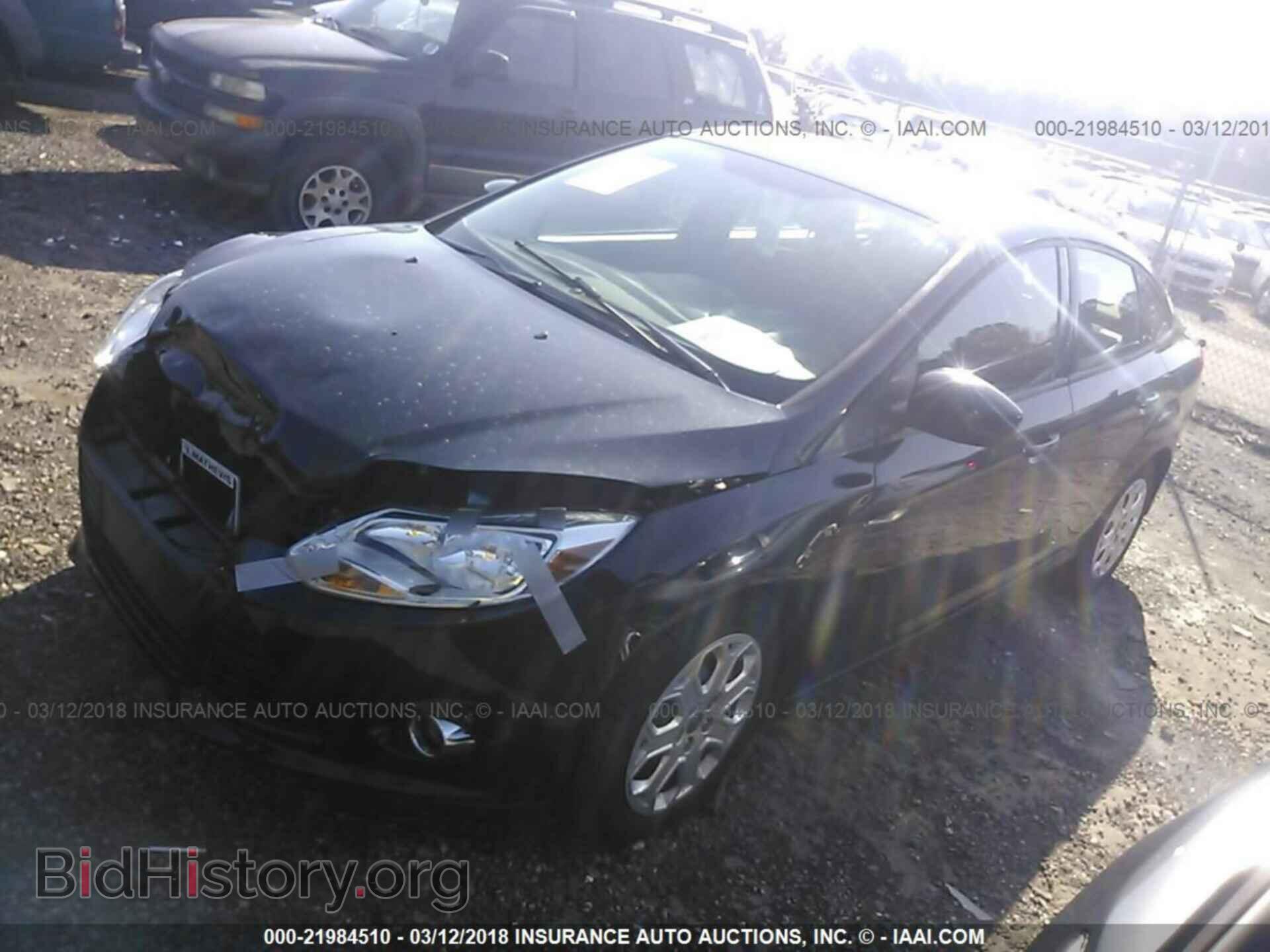 2012 Ford Focus - VIN: 1FAHP3F25CL354467 - Photo 2