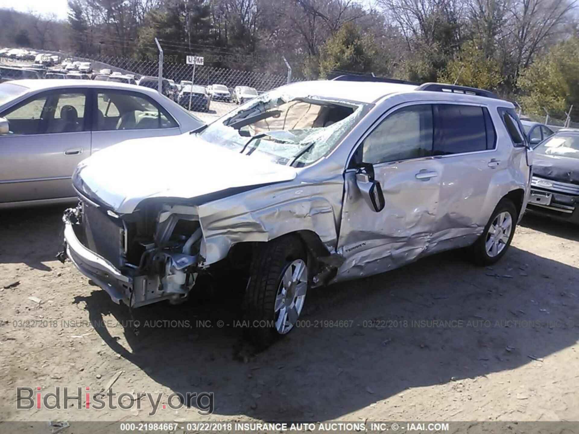 2011 Gmc Terrain - VIN: 2CTFLTEC4B6370730 - Photo 2