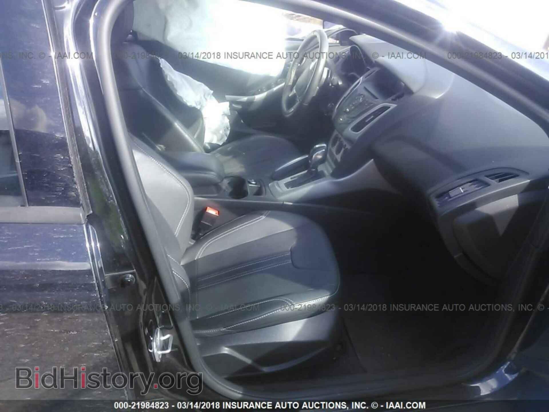 2013 Ford Focus - VIN: 1FADP3F22DL375051 - Photo 5
