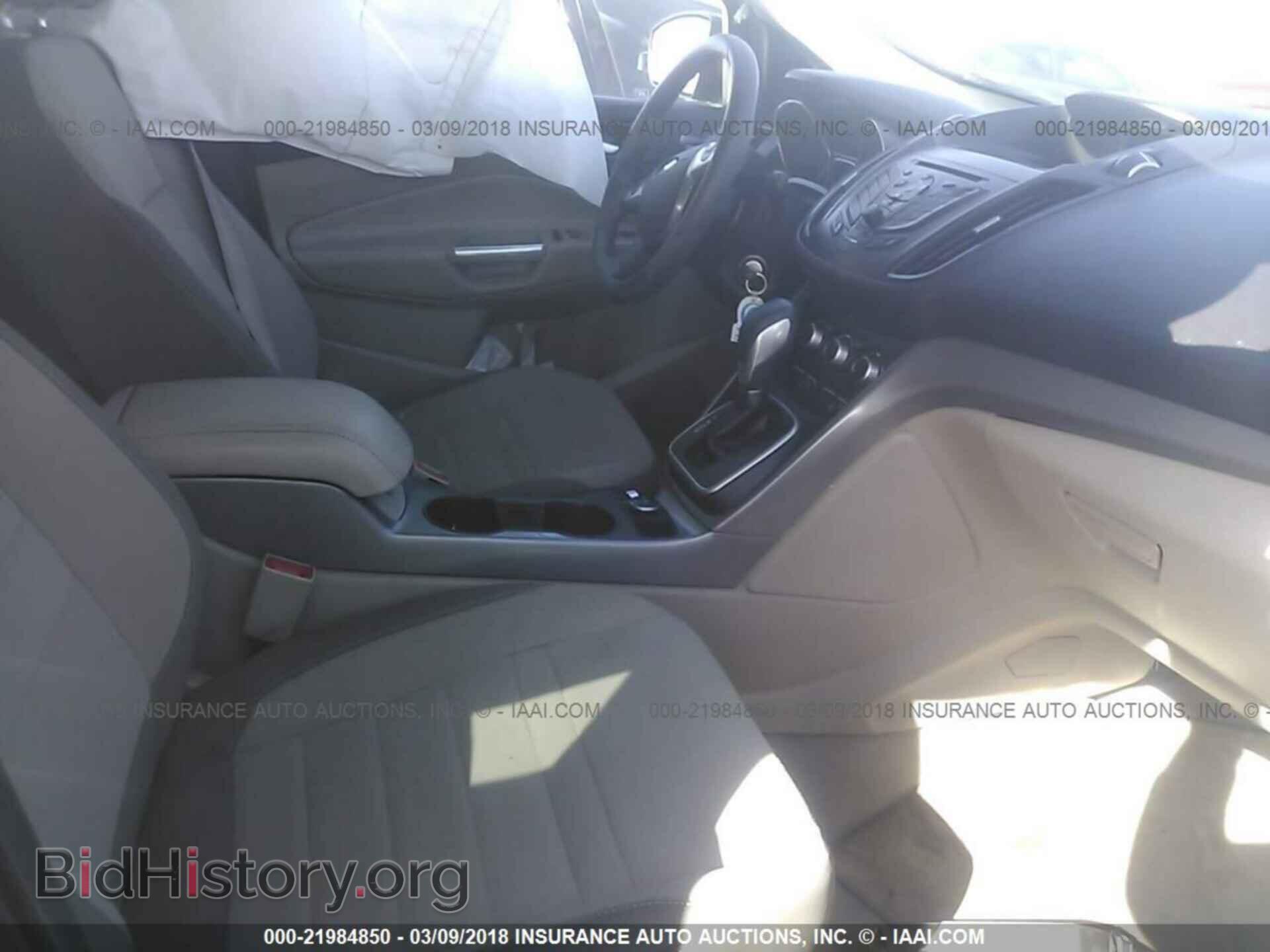 2013 Ford Escape - VIN: 1FMCU0G93DUC36125 - Photo 5
