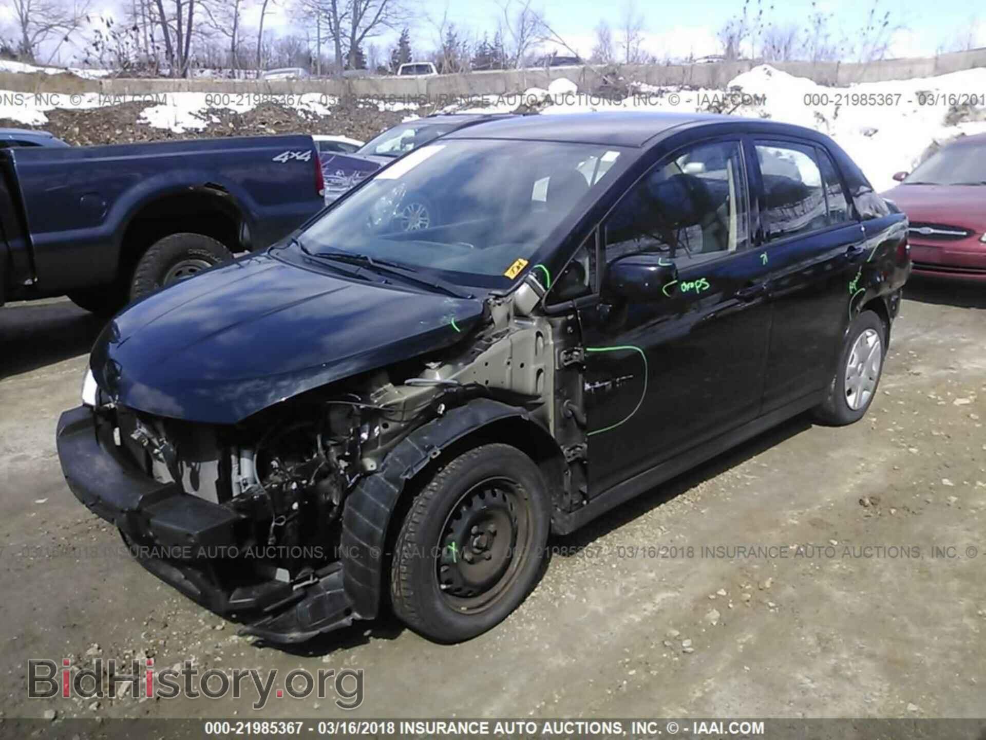 2011 Nissan Versa - VIN: 3N1BC1AP0BL443470 - Фото 2