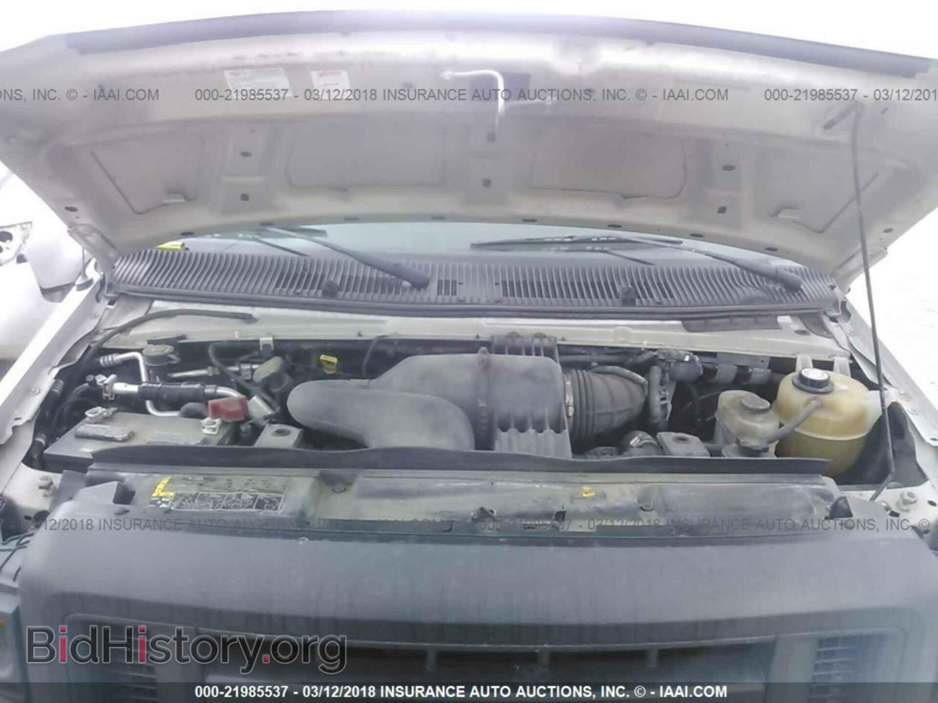 2011 Ford Econoline - VIN: 1FBNE3BL4BDA89006 - Photo 10
