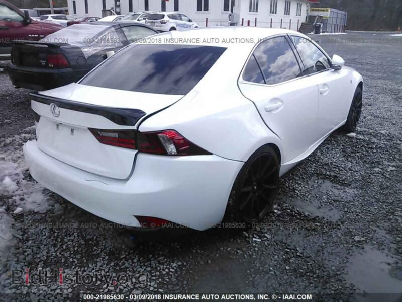 2015 Lexus IS (VIN JTHCF1D23F5029516) — фото 4 из 10