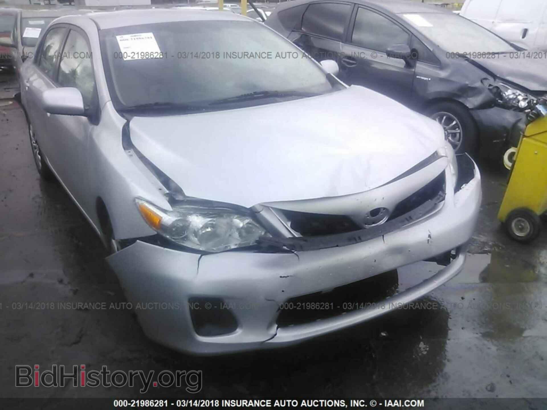 Фотография JTDBU4EE5C9170363 - Toyota Corolla 2012