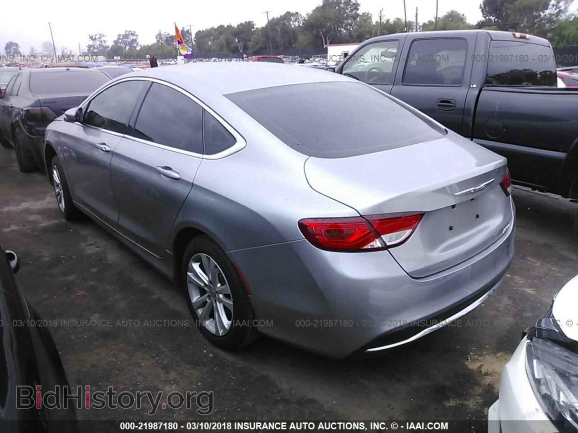 2016 Chrysler 200 - VIN: 1C3CCCAB2GN129414 - Photo 3