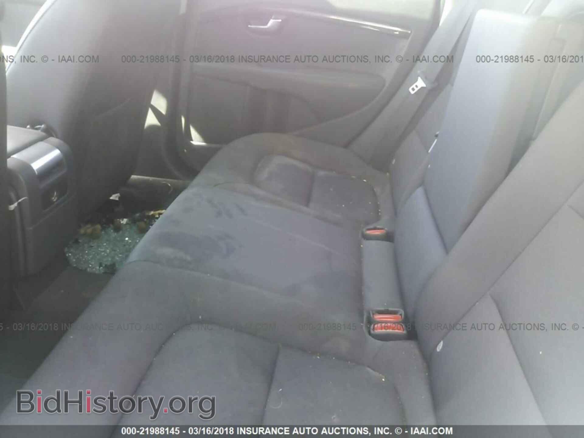 2011 Volvo Xc70 - VIN: YV4940BL5B1105159 - Фото 8