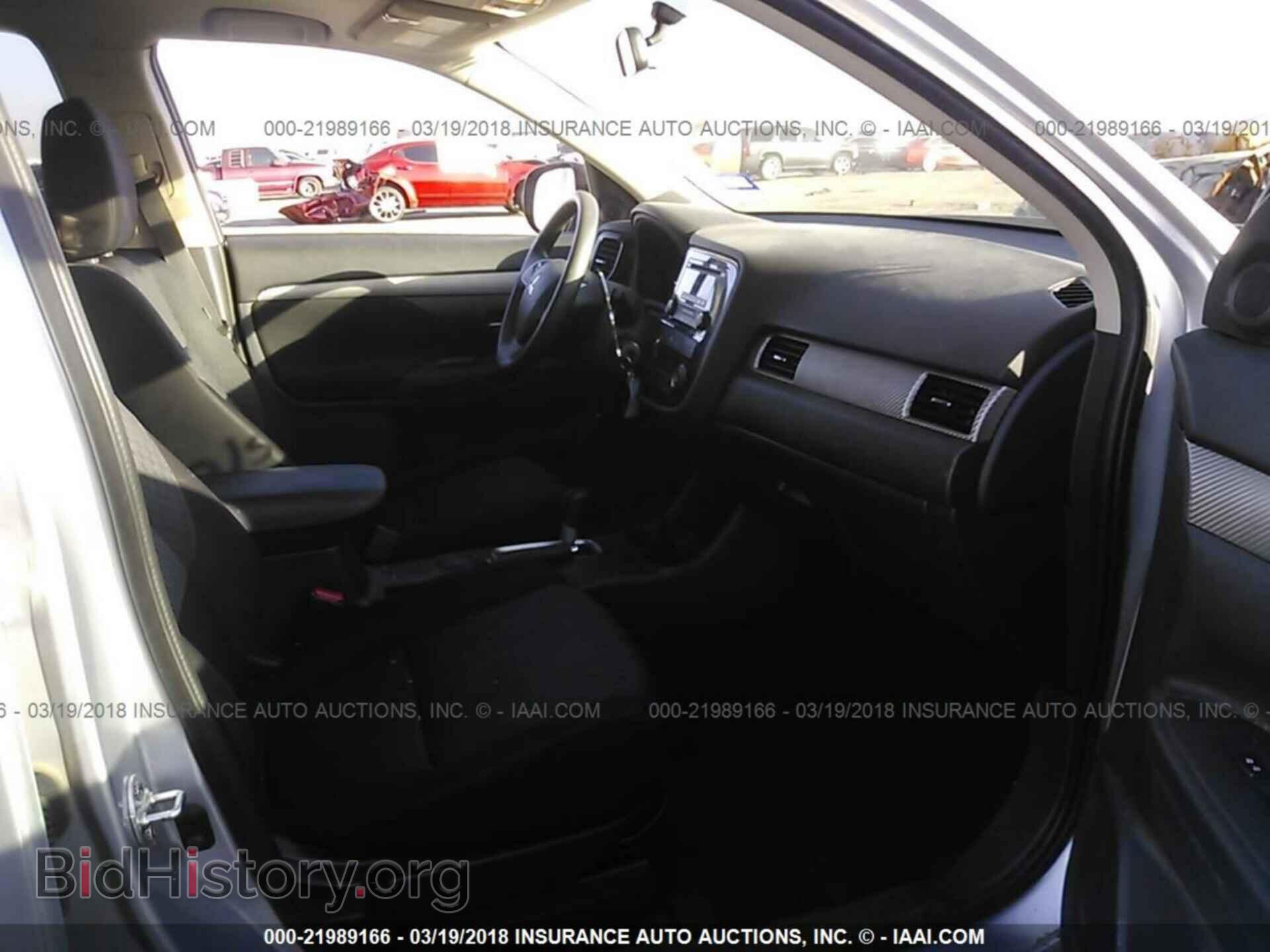 2014 Mitsubishi Outlander - VIN: JA4AD2A35EZ004815 - Фото 5