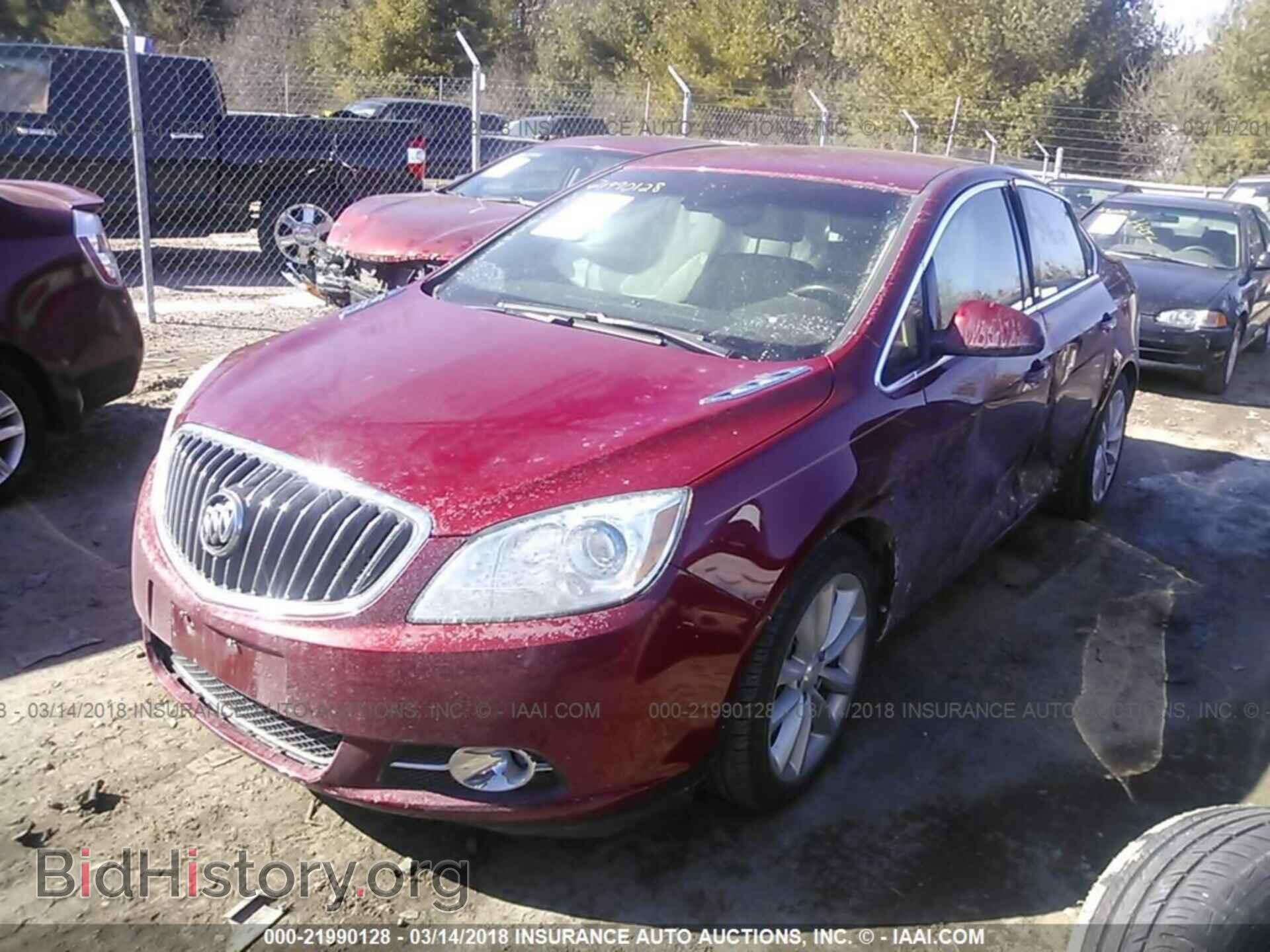 2012 Buick Verano - VIN: 1G4PS5SK6C4138977 - Фото 2