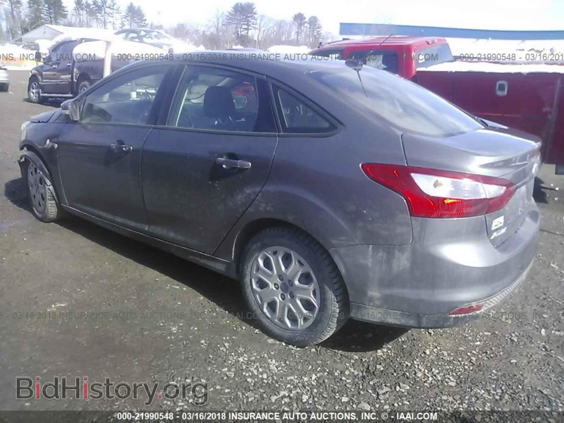 2012 Ford Focus - VIN: 1FAHP3F24CL218833 - Фото 3