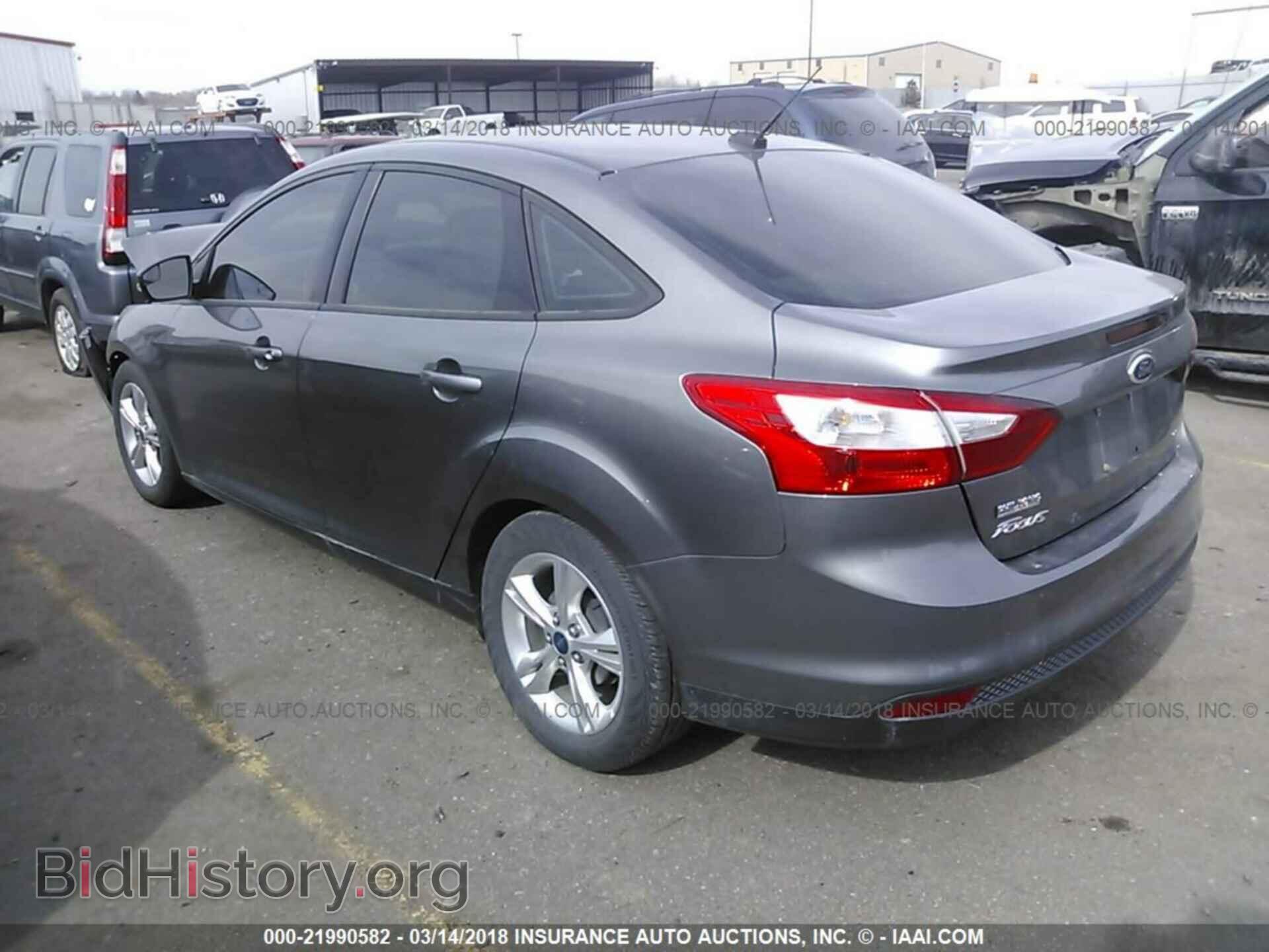 2014 Ford Focus - VIN: 1FADP3F28EL231540 - Фото 3