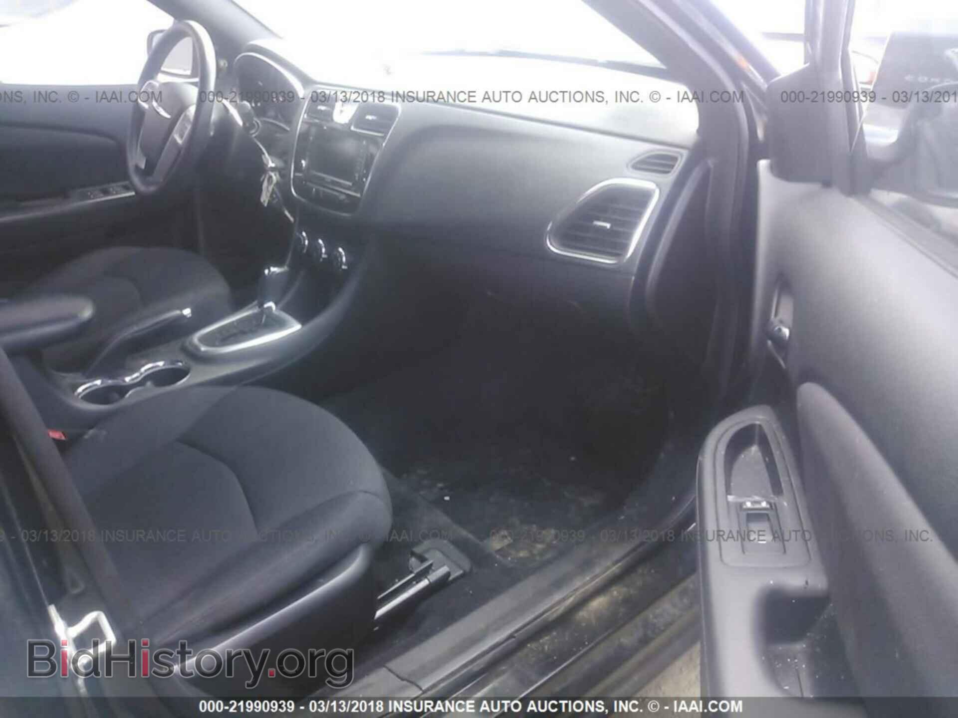 2013 Chrysler 200 - VIN: 1C3CCBBB1DN579589 - Photo 5