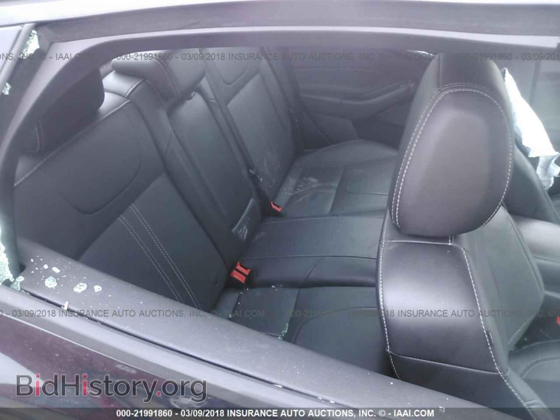 2014 Ford Focus - VIN: 1FADP3F22EL207458 - Photo 8
