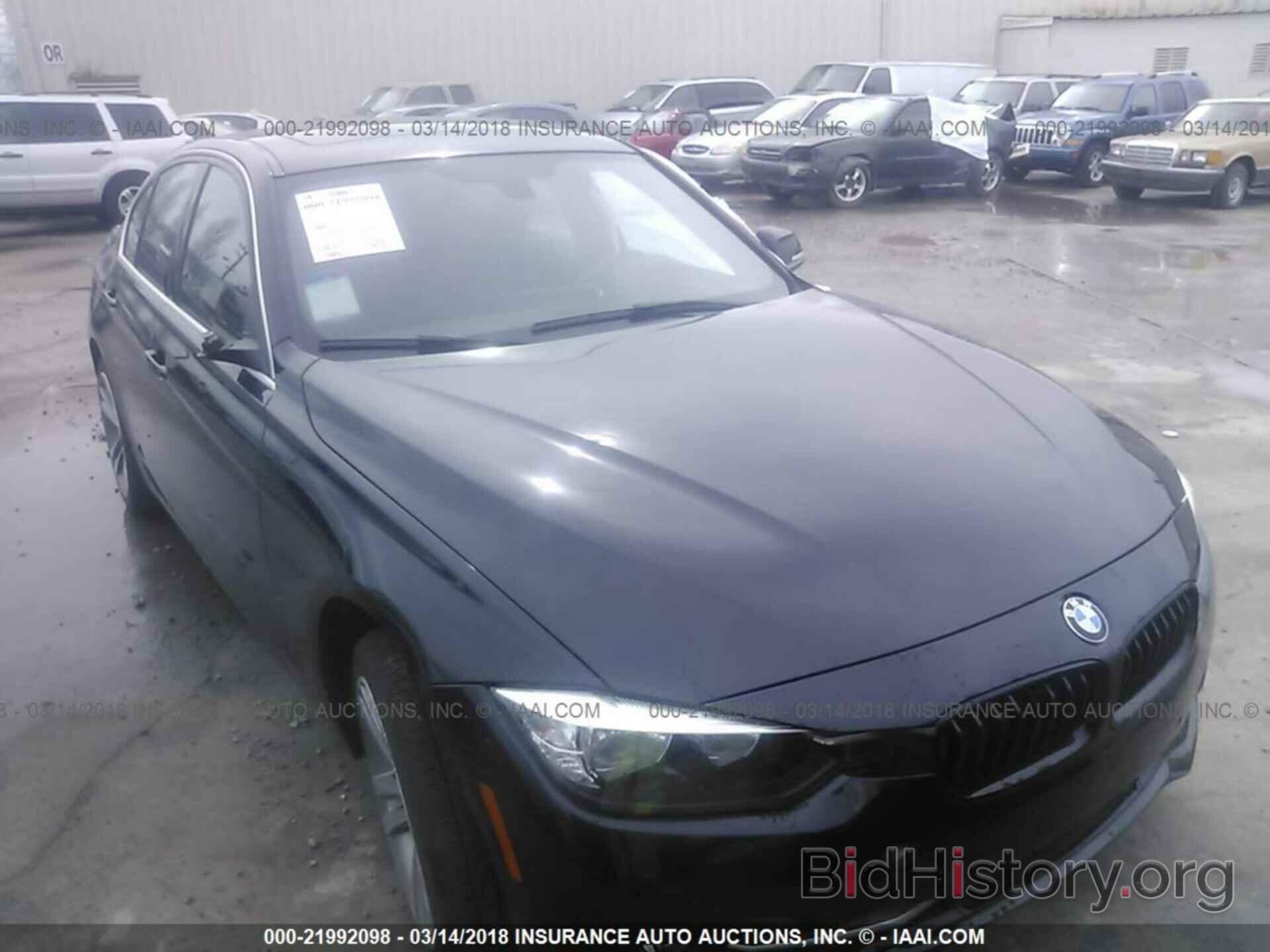 Photo WBA8B9C32HK885404 - Bmw 330 2017