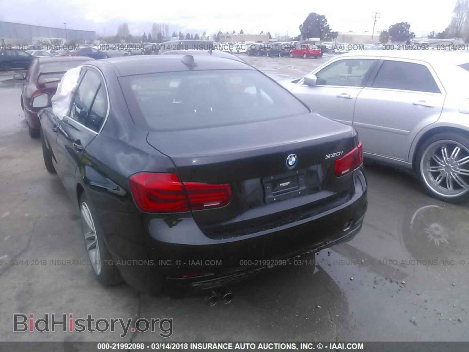 2017 Bmw 330 - VIN: WBA8B9C32HK885404 - Фото 3