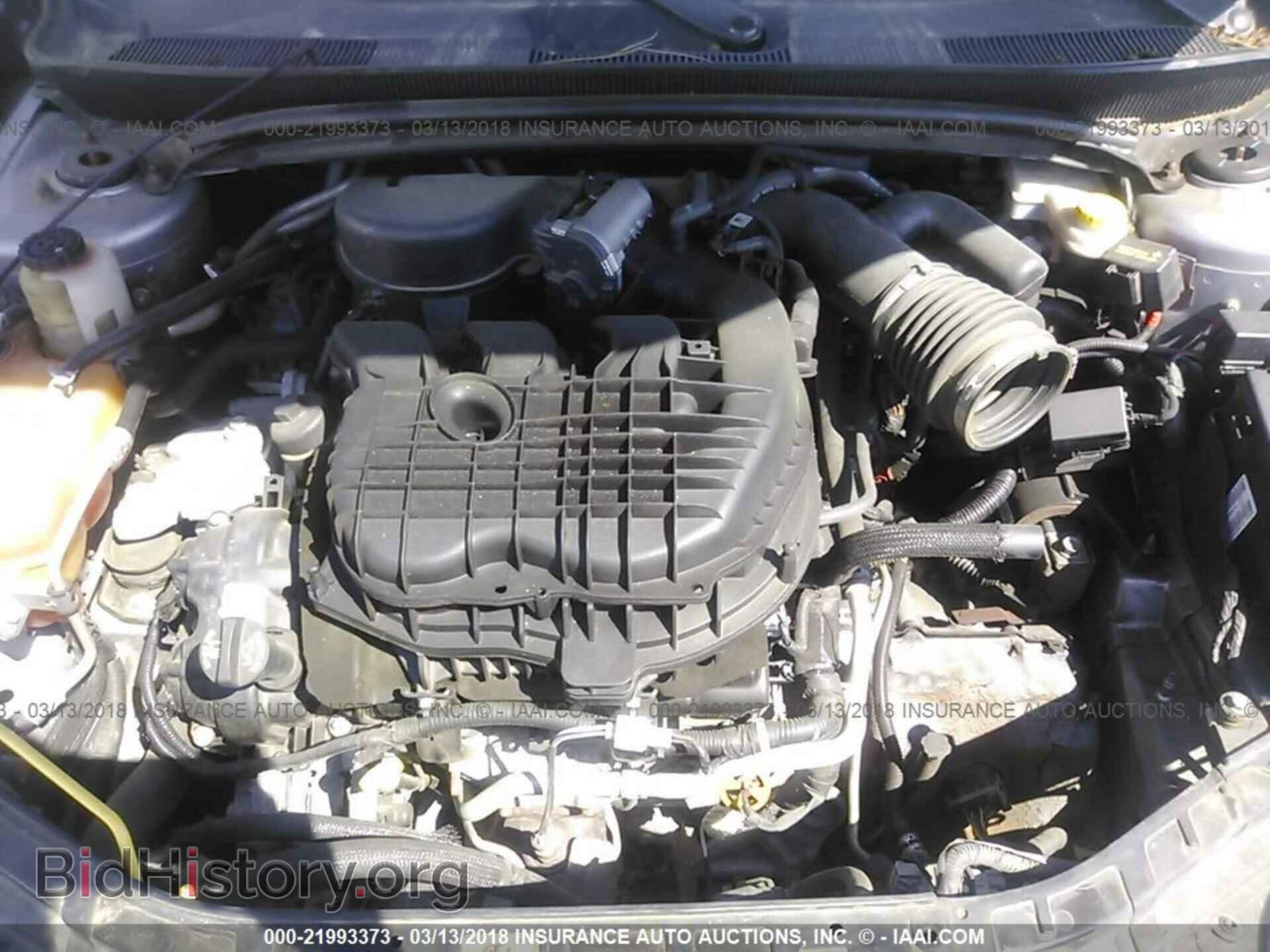 2013 Chrysler 200 - VIN: 1C3CCBCG1DN527566 - Photo 10