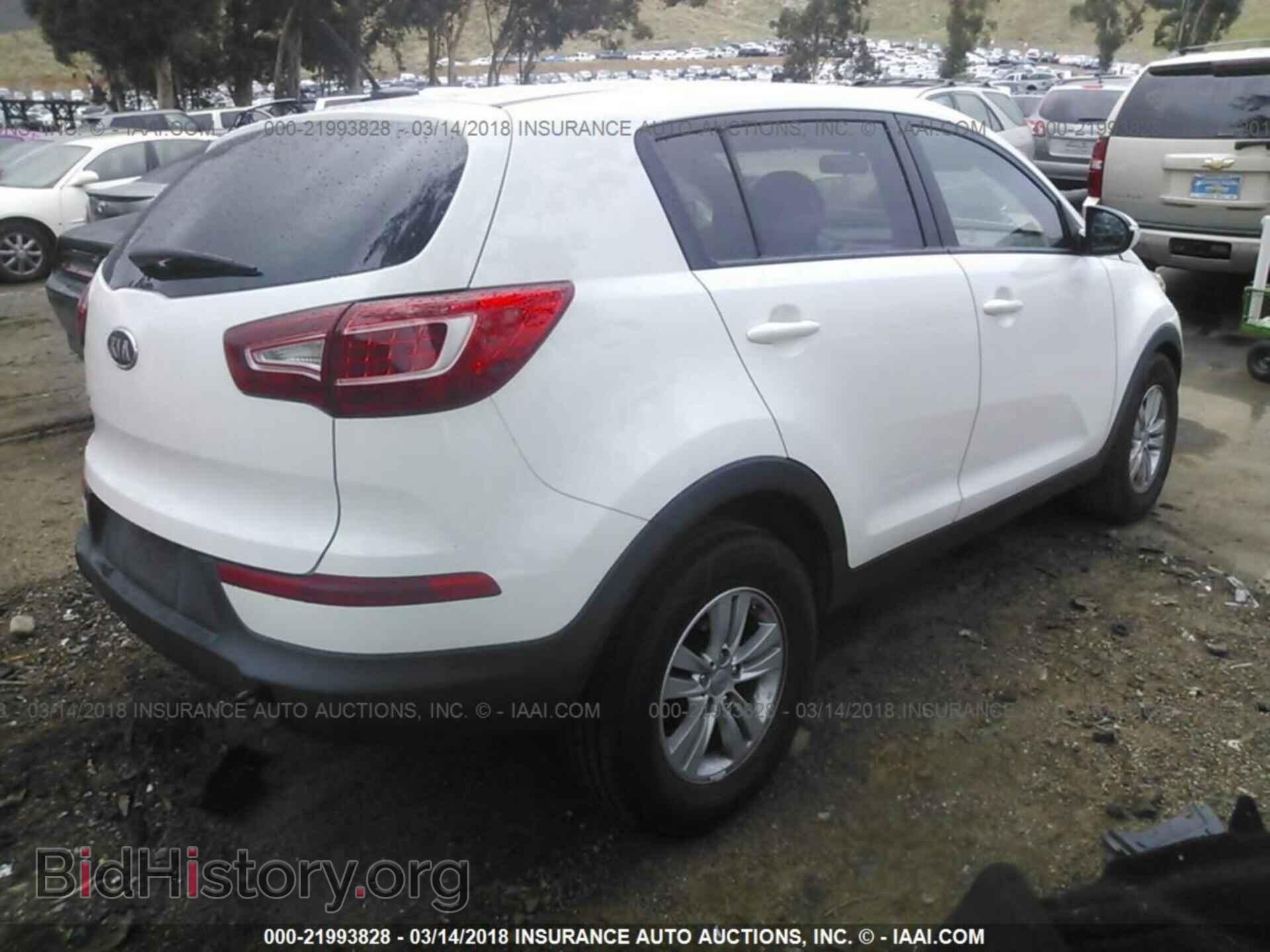 2011 Kia Sportage - VIN: KNDPB3A29B7063473 - Фото 4