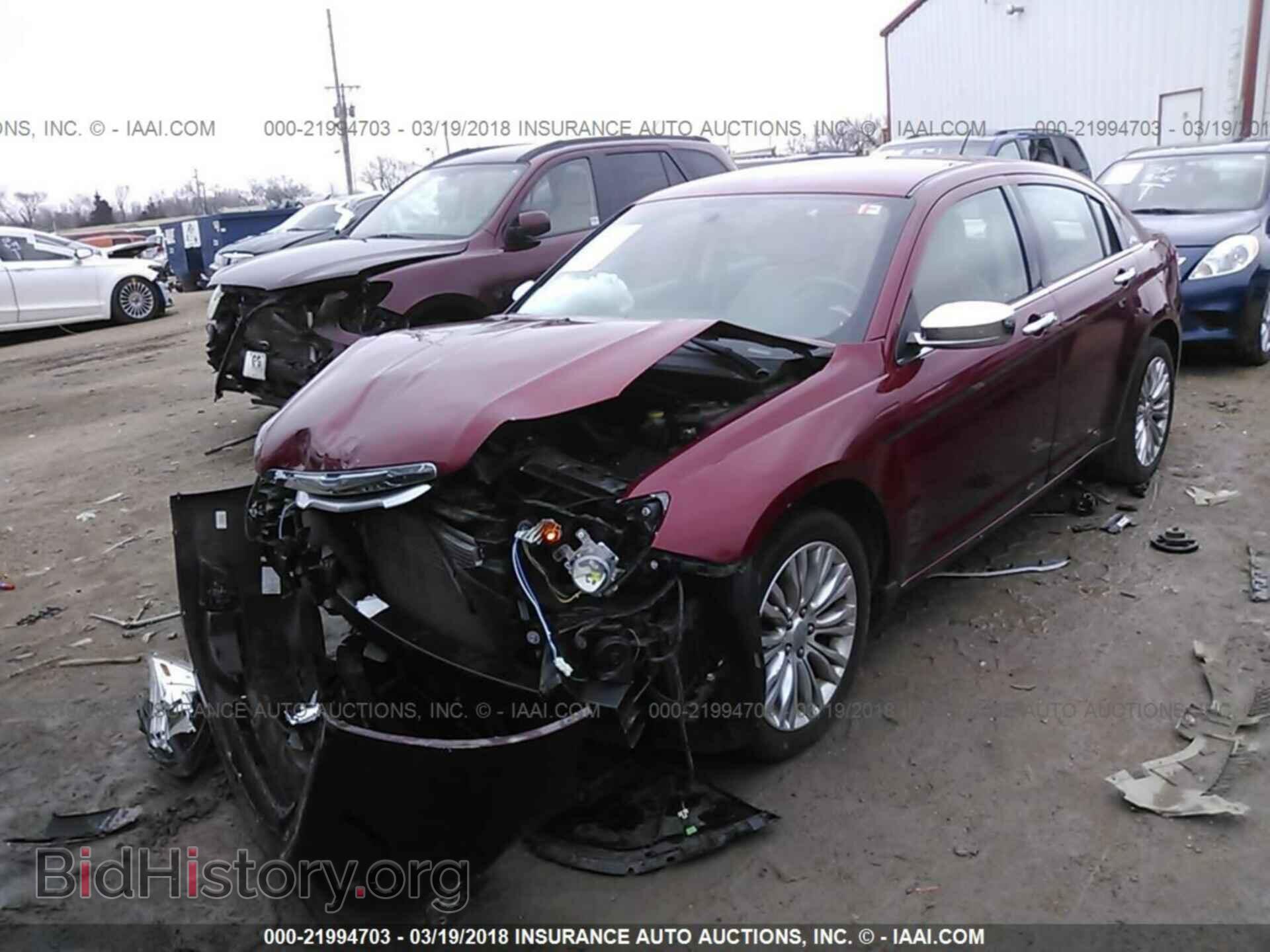 2012 Chrysler 200 - VIN: 1C3CCBCB4CN240175 - Photo 2