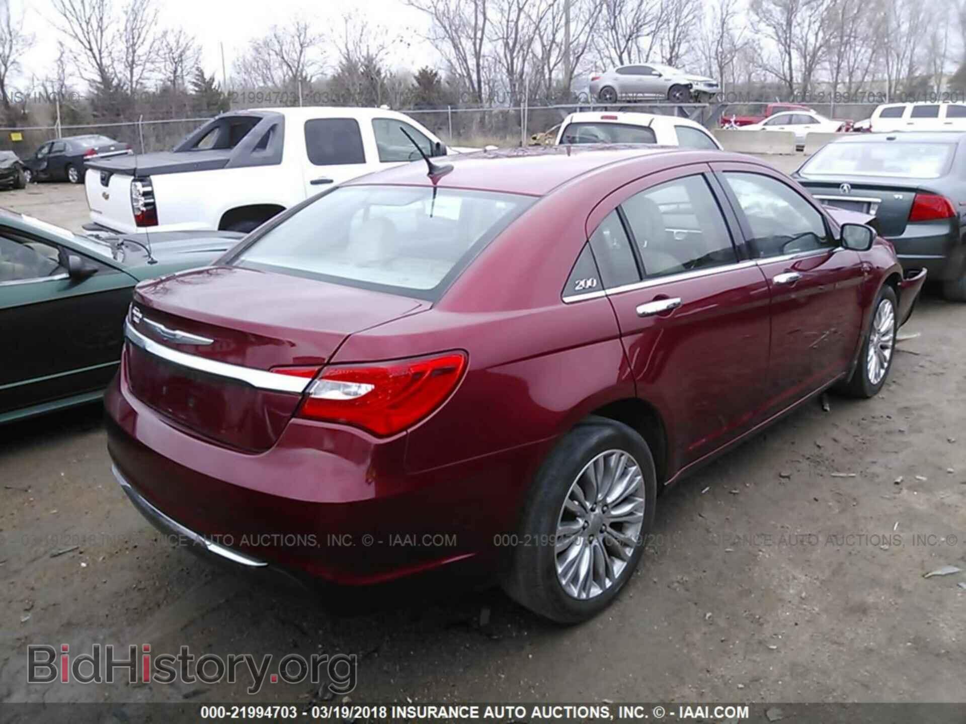 2012 Chrysler 200 - VIN: 1C3CCBCB4CN240175 - Photo 4