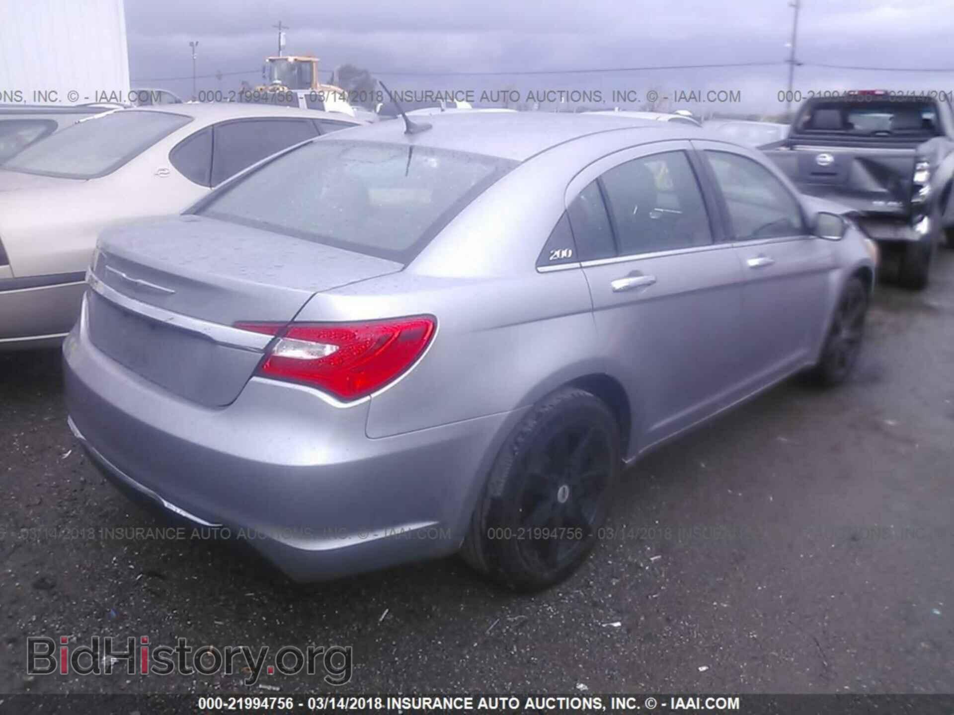 2013 Chrysler 200 - VIN: 1C3CCBCG0DN510337 - Фото 4