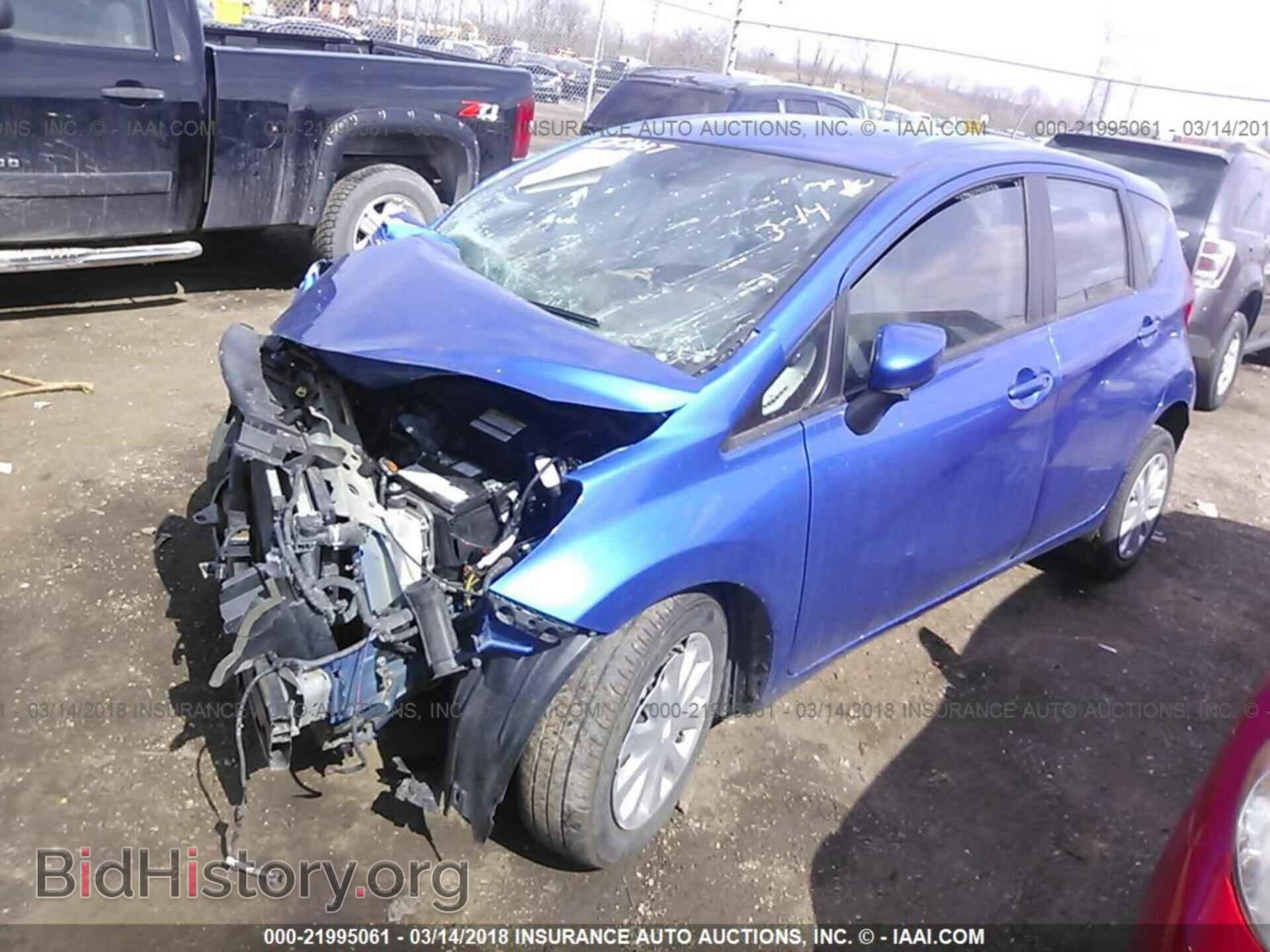 2016 Nissan Versa note - VIN: 3N1CE2CP6GL352647 - Photo 2