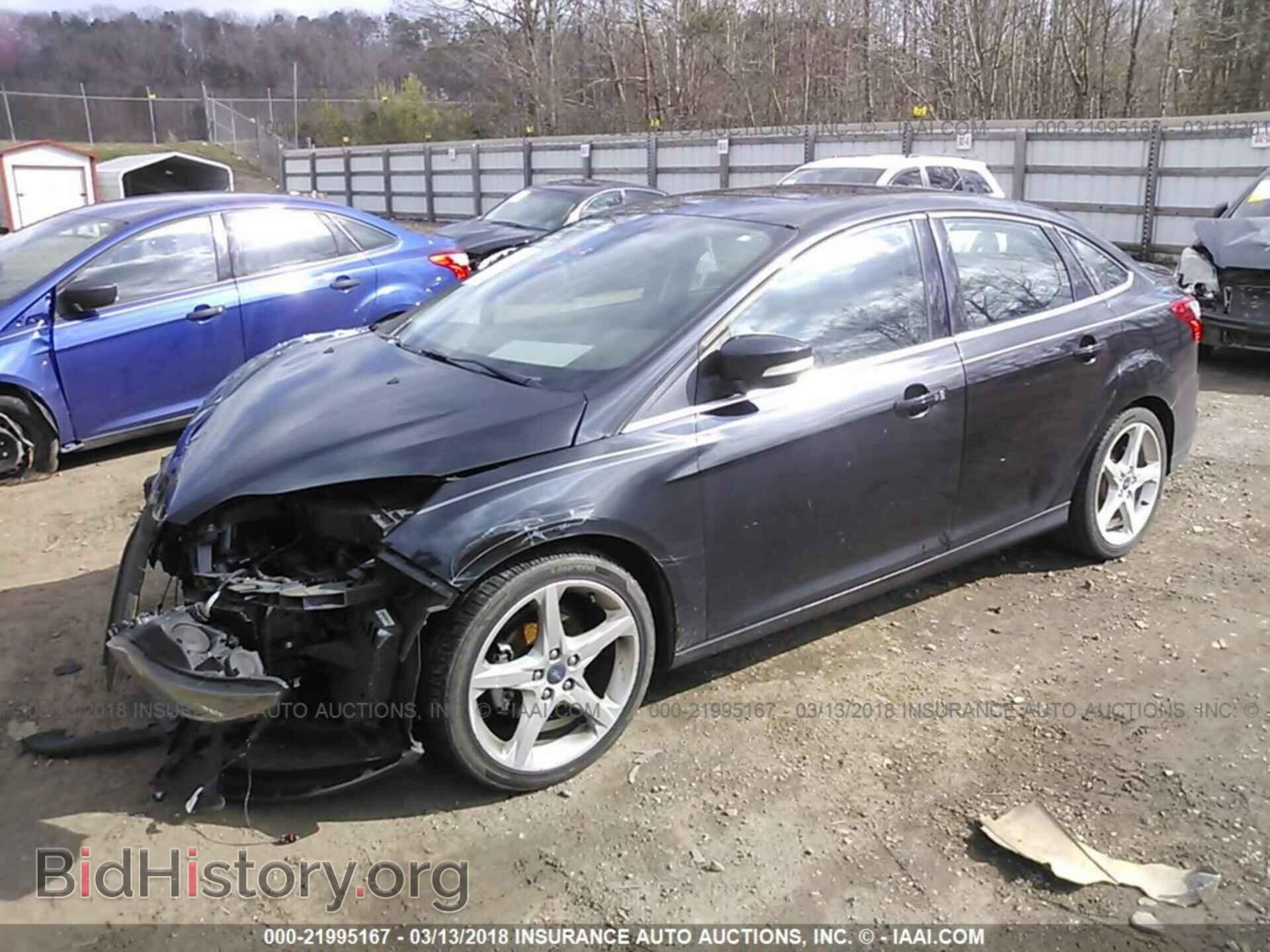 2012 Ford Focus - VIN: 1FAHP3J21CL426773 - Photo 2