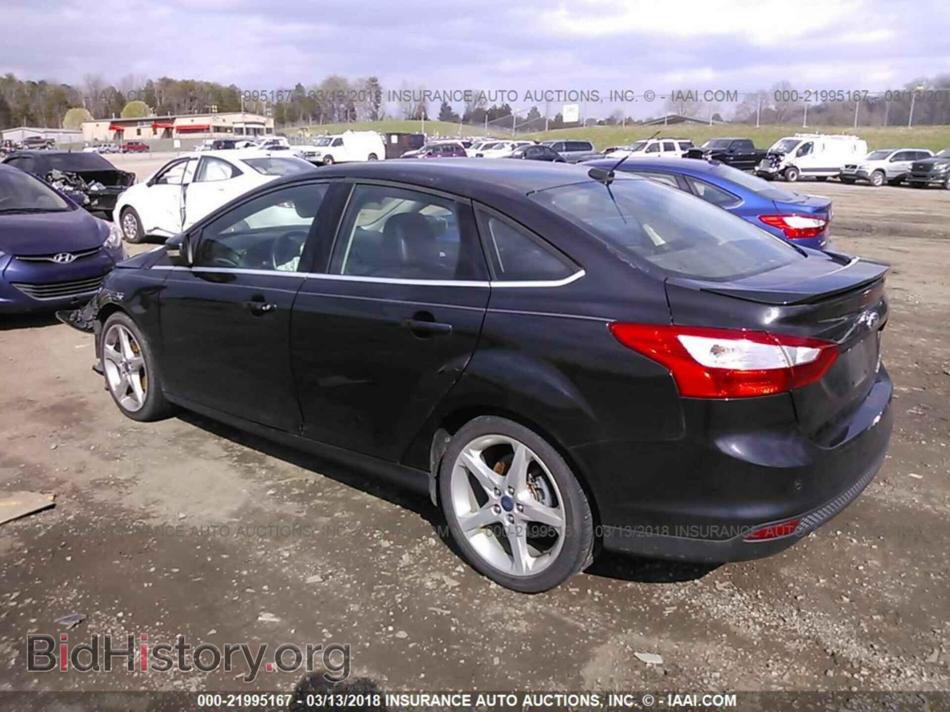 2012 Ford Focus - VIN: 1FAHP3J21CL426773 - Photo 3