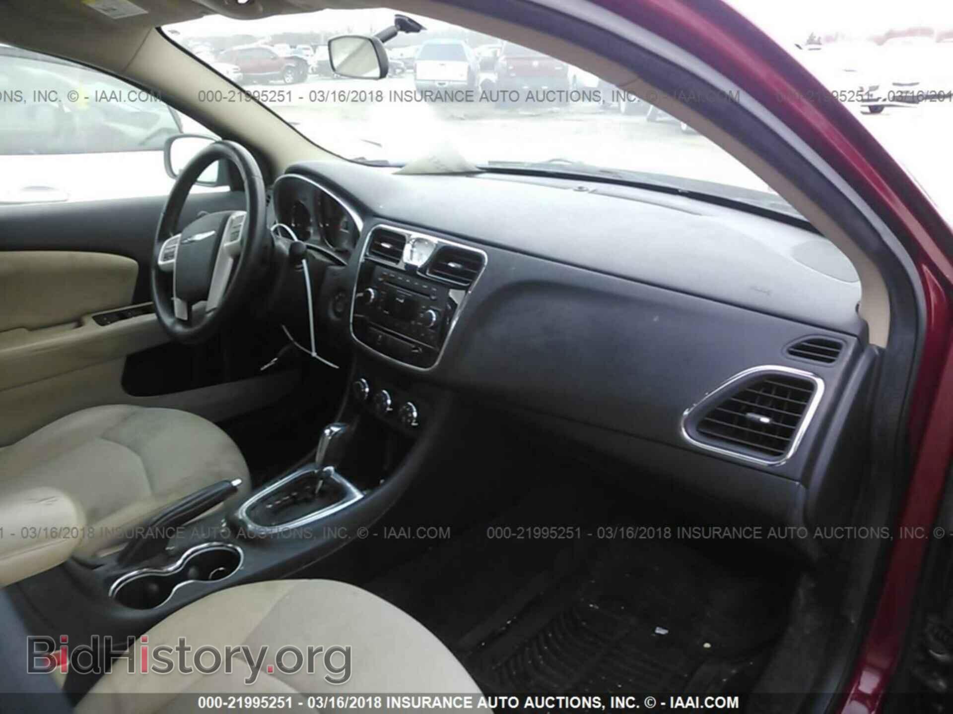 2013 Chrysler 200 - VIN: 1C3CCBBB9DN765588 - Photo 5