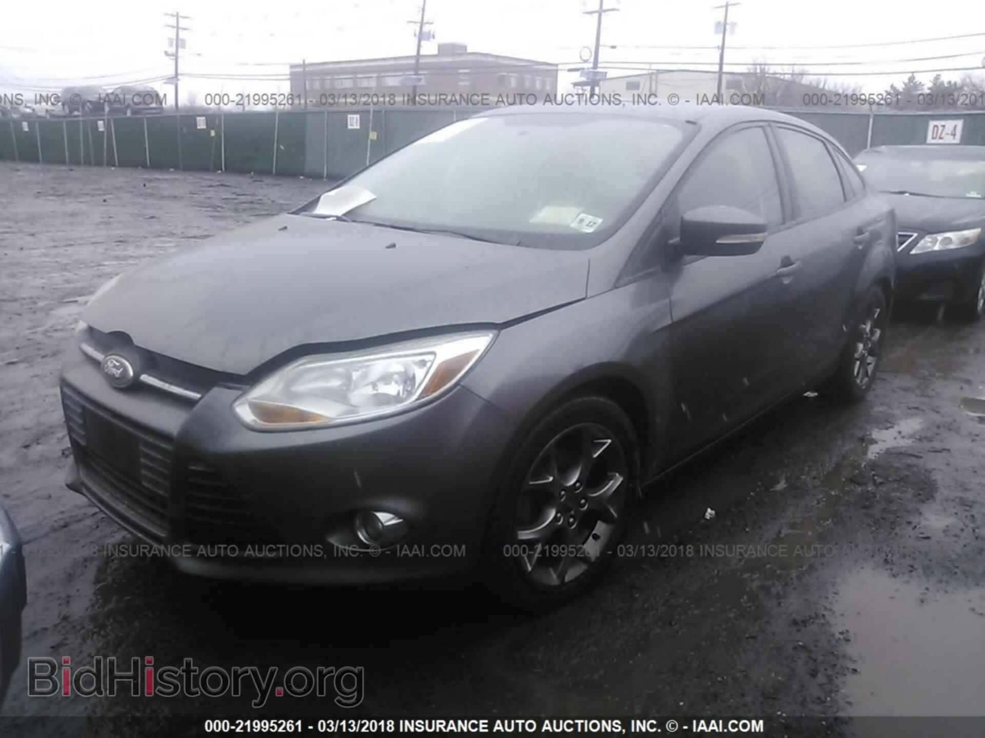 2013 Ford Focus - VIN: 1FADP3F26DL103473 - Photo 2