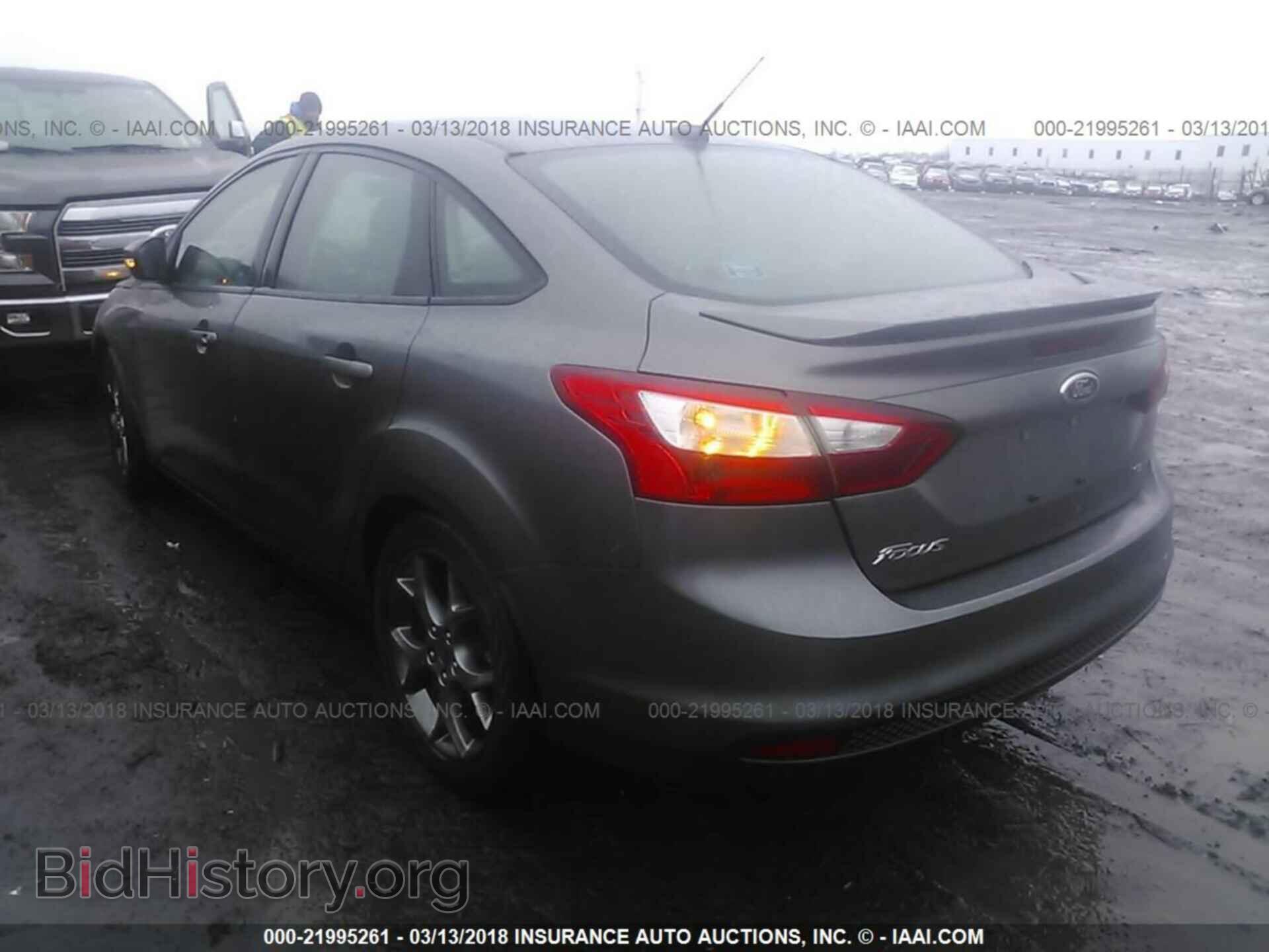 2013 Ford Focus - VIN: 1FADP3F26DL103473 - Photo 3