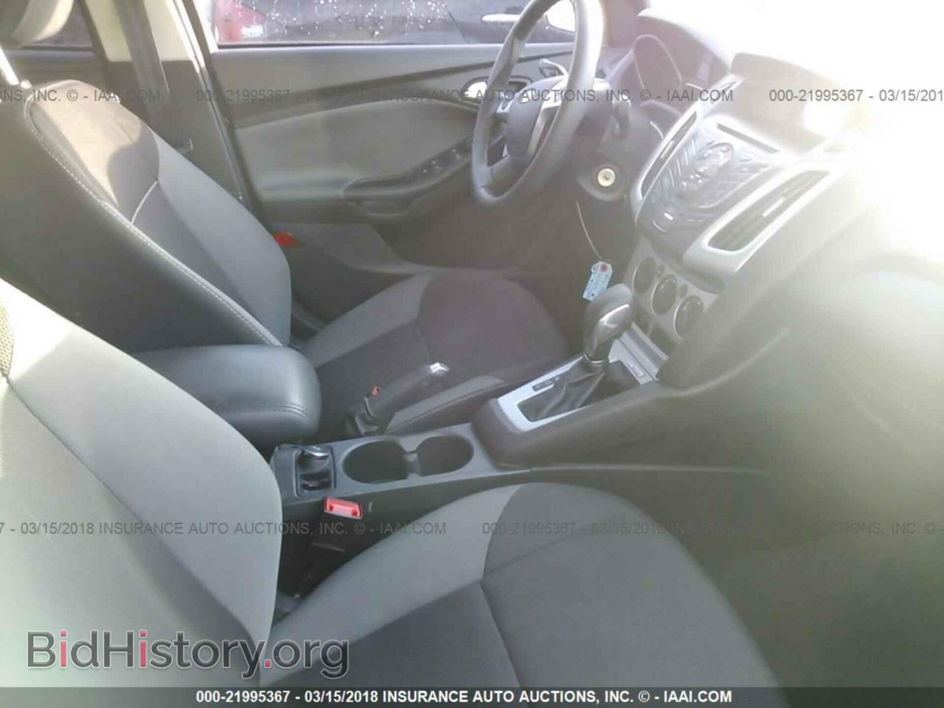 2014 Ford Focus - VIN: 1FADP3F28EL183585 - Photo 5